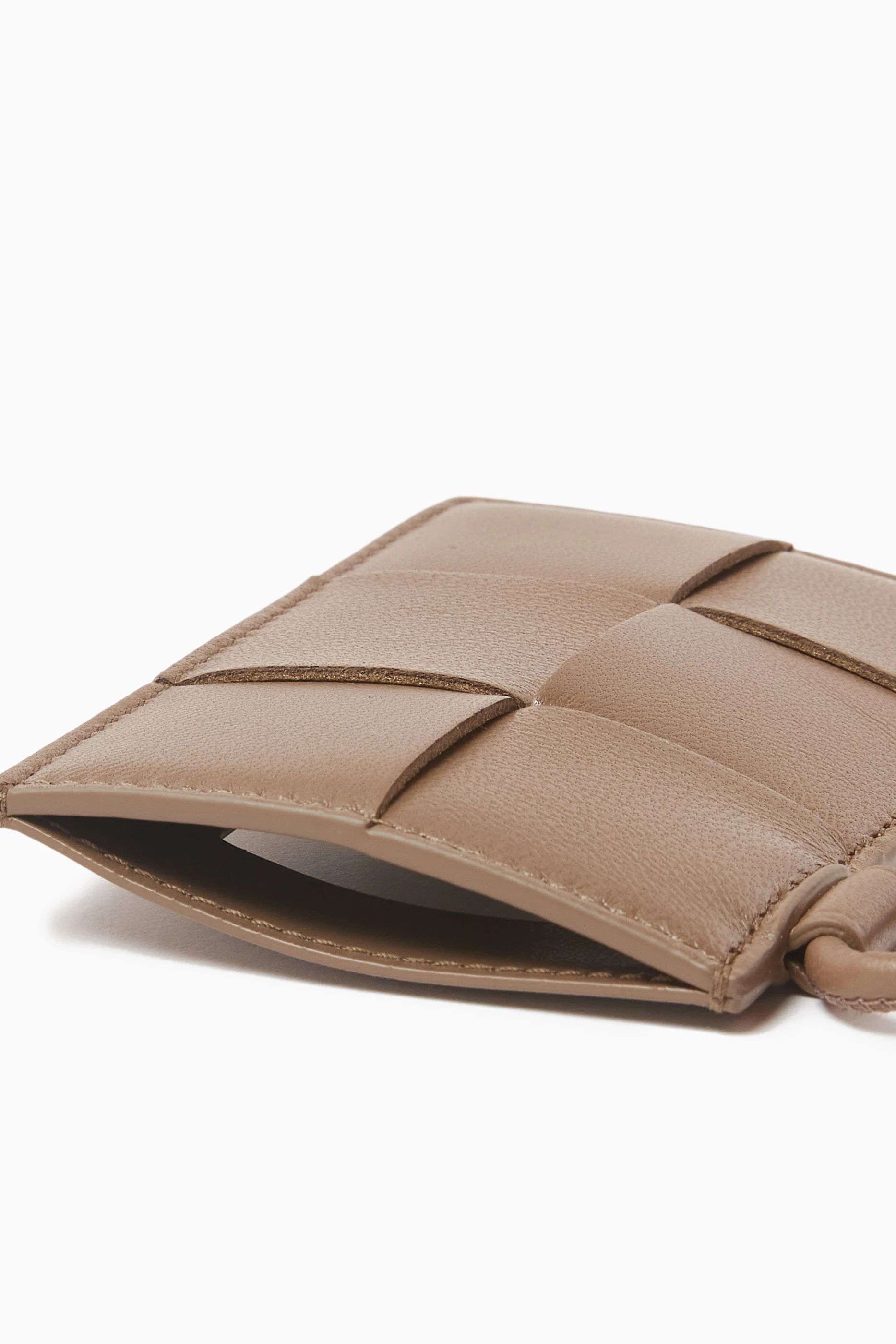【BOTTEGA VENETA】Cassette Badge Holder ストラップ ホルダー Buy Bottega Veneta Grey Cassette Badge Holder in Intreccio