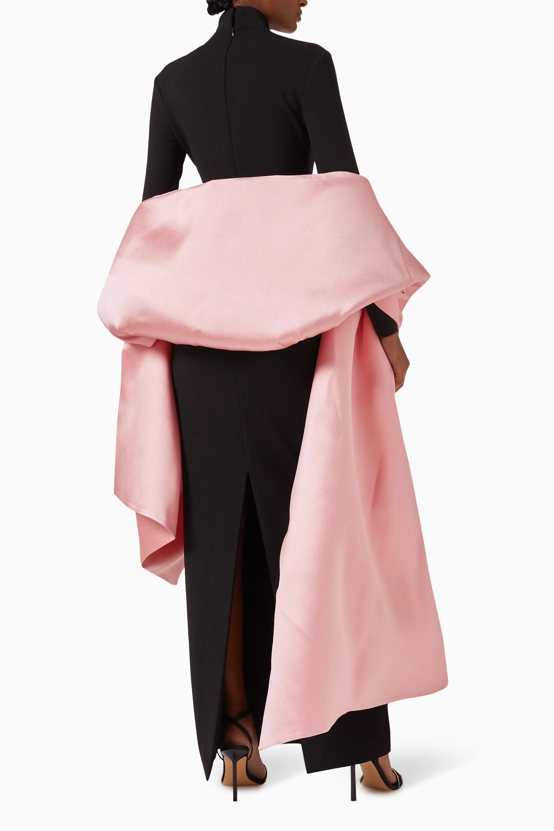 関税込【SOLACE LONDON】The Lyana Maxi Dress Soft PinkBlack Solace London Lyana Maxi Dress | Black | FARFETCH