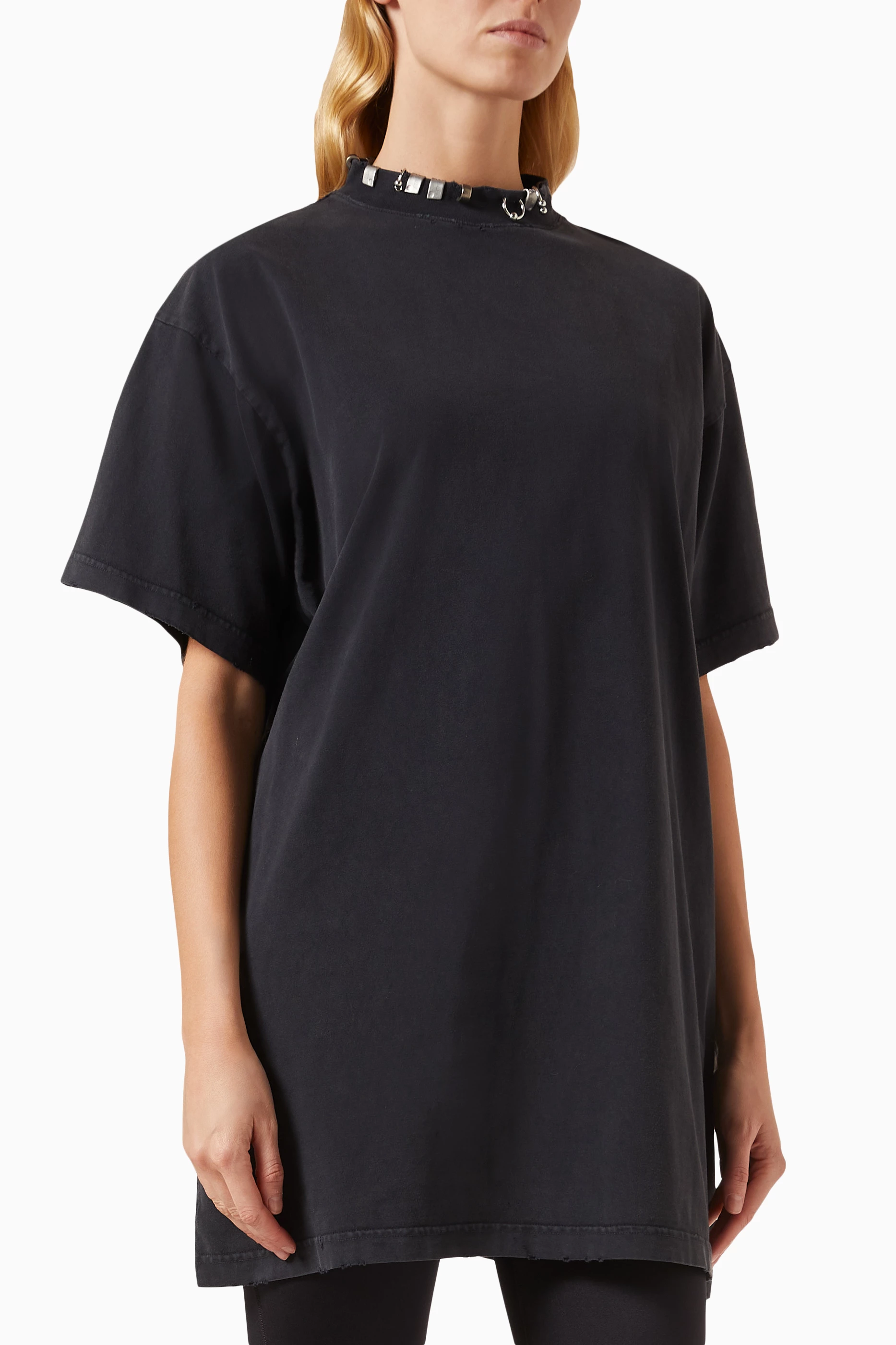 Tシャツ・カットソー BALENCIAGA PIERCED cotton Oversized unisex T-shirt Pierced T-shirt Oversized in Black | Balenciaga US