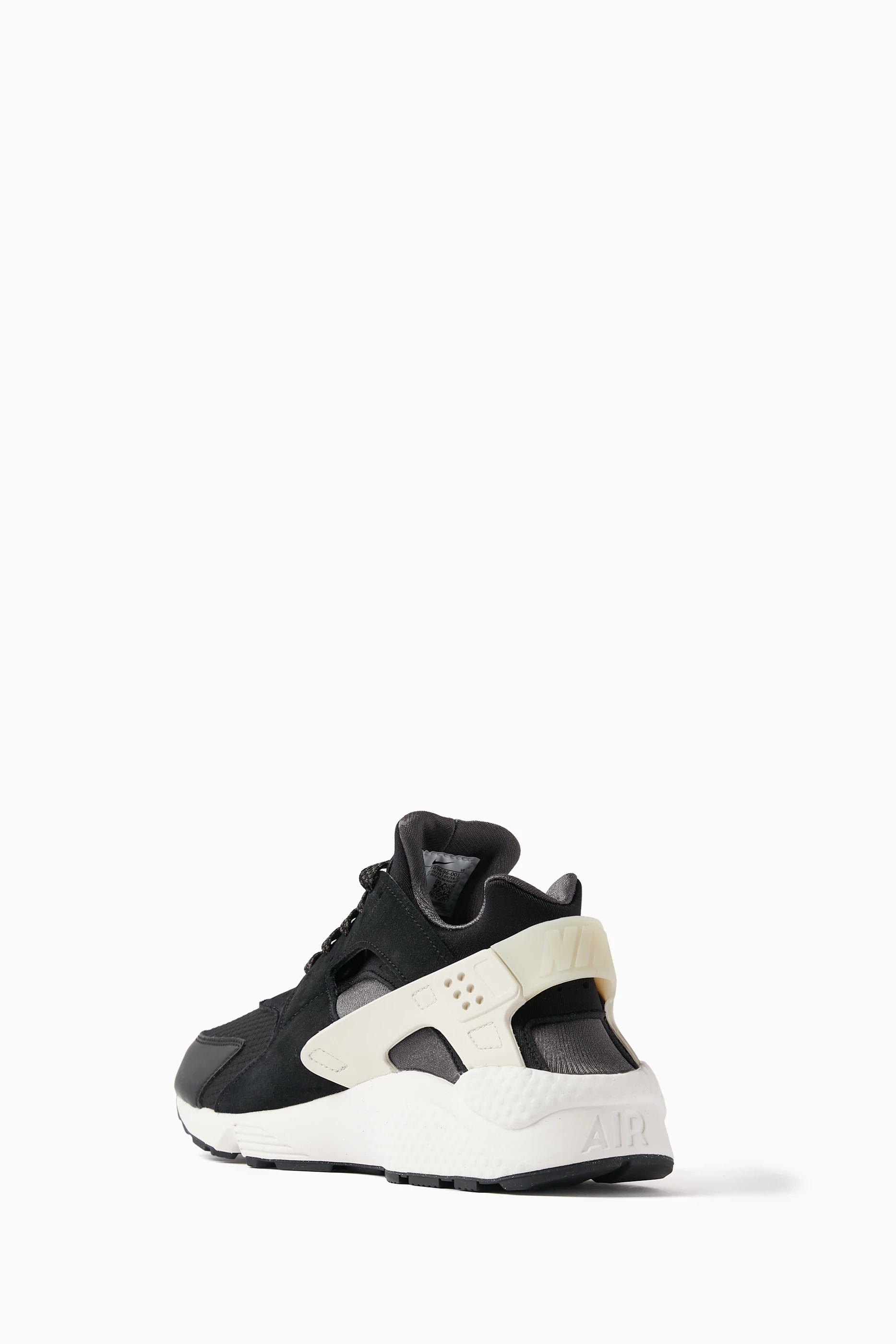 Buy Nike Black Air Huarache Sneakers in Leather and Textile For Men Online Ounass Saudi