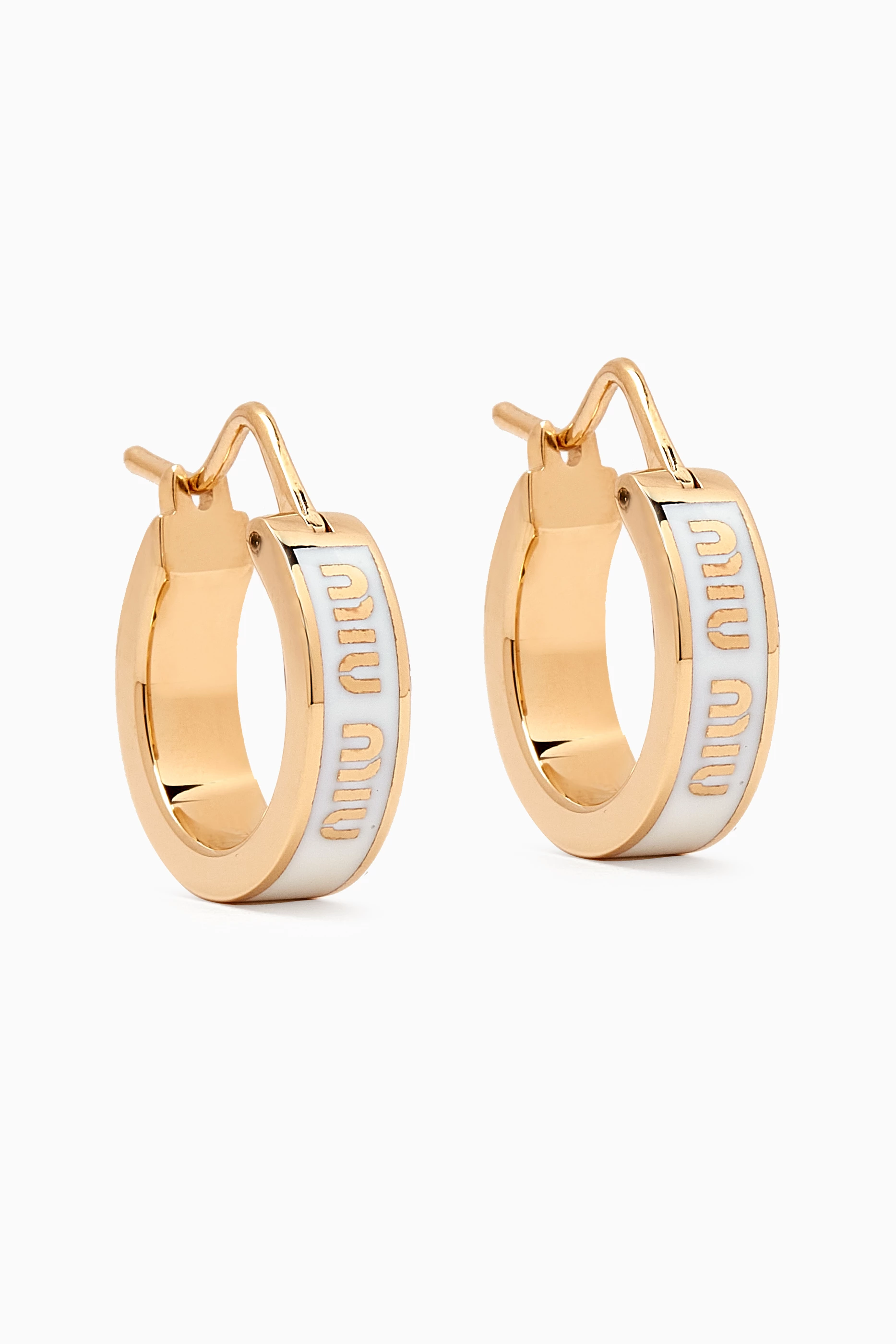 【MiuMiu】SMALL HOOP EARRINGS WITH LOGO Miu Miu Enamel Hoop Earrings | Gold | FARFETCH