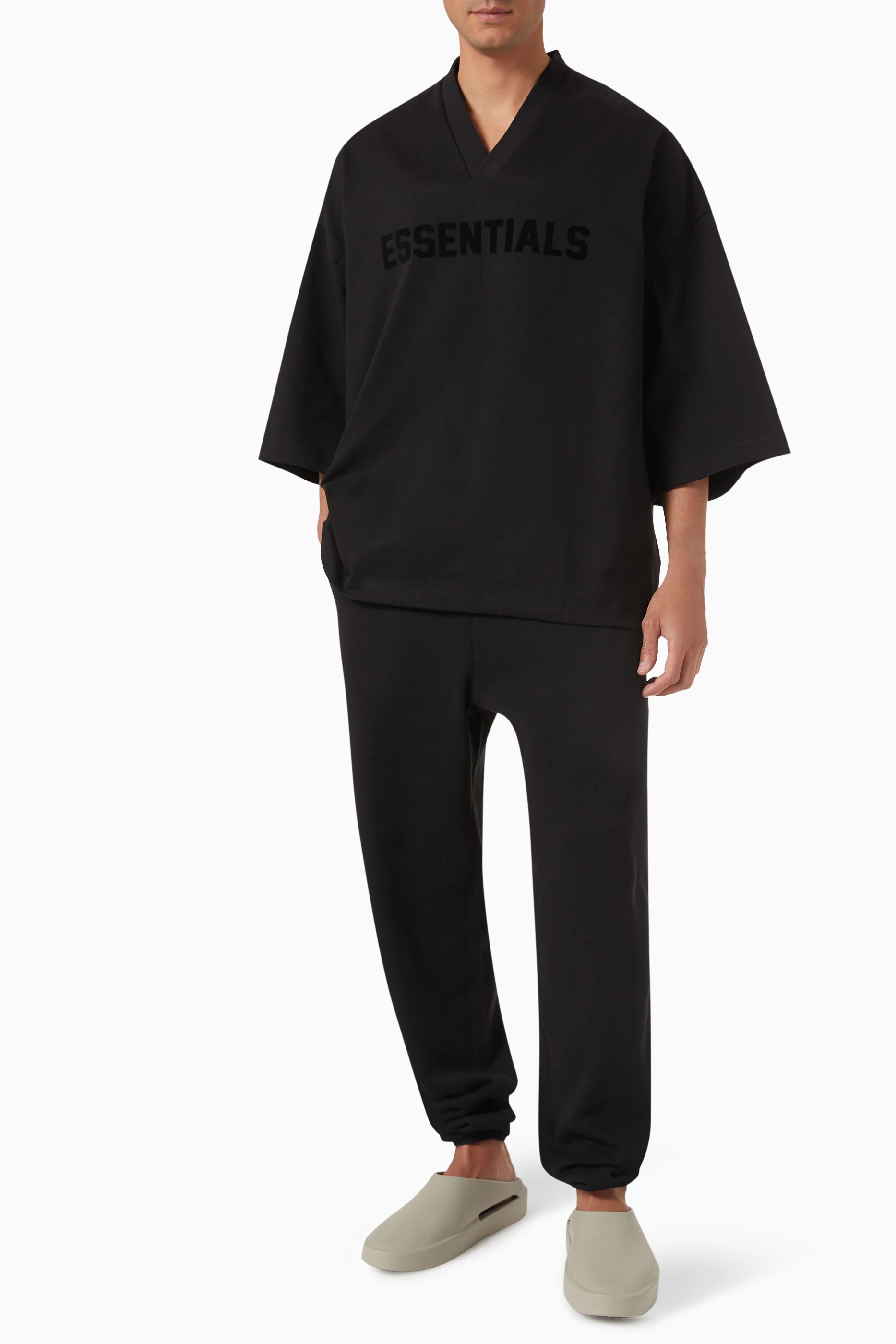 シャツ ESSENTIALS FEAR OF GOD Football Tee Buy Fear of God Essentials Black Football T-shirt in Cotton-jersey