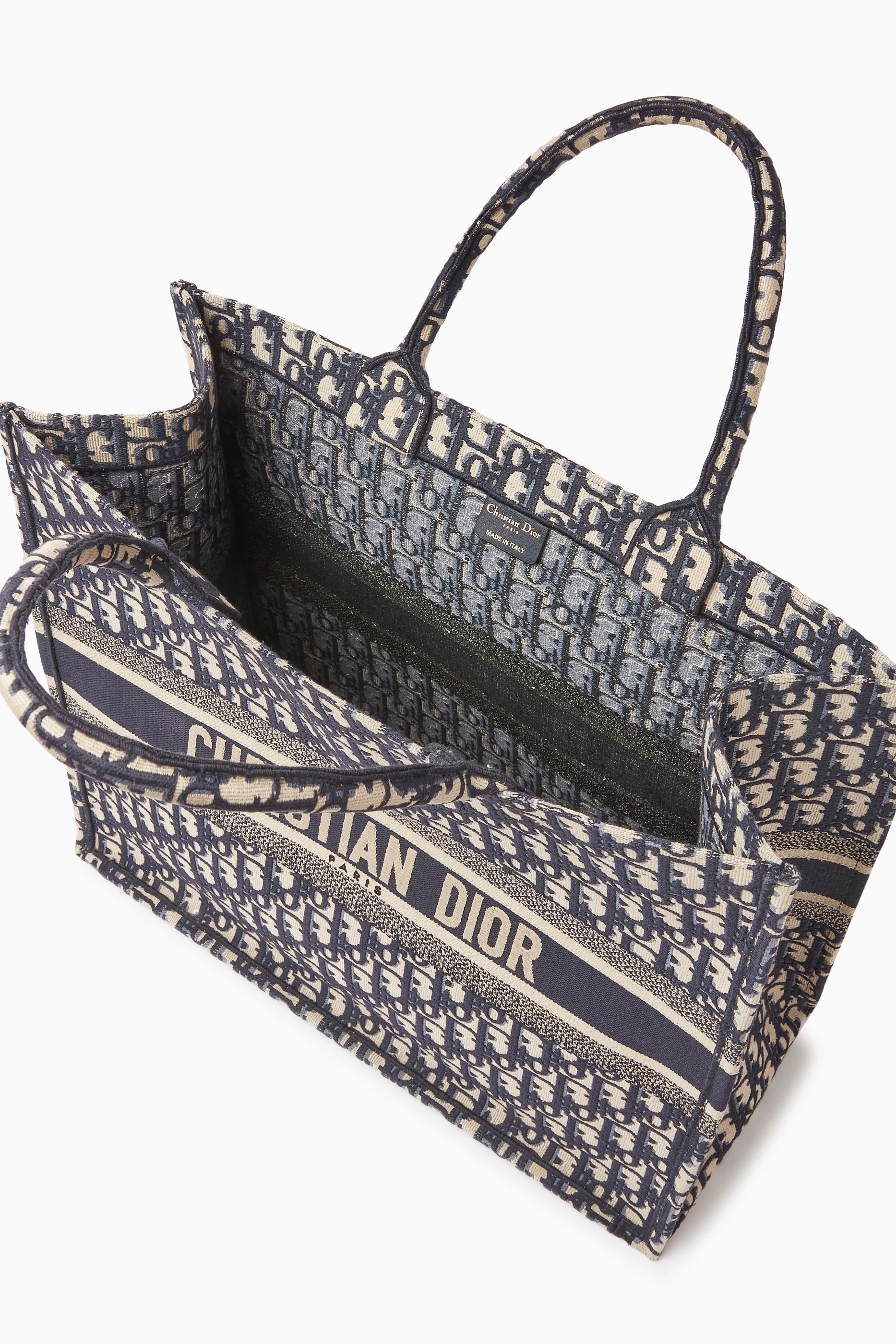 Christian dior bag tote price deals