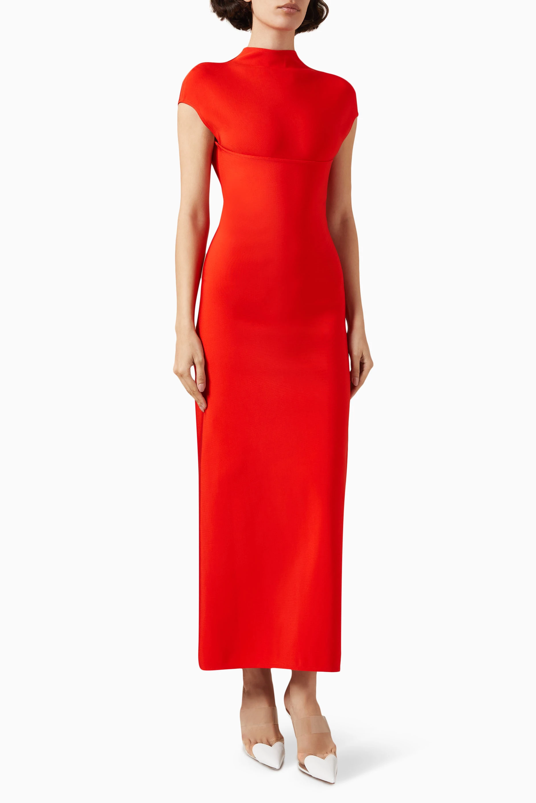 alaia corset dress  The Alaia A-line dress is the epitome of restrained luxury in an old  money style. The bustier corset has a smooth neckline and delicate draping.  There is an internal lacing and