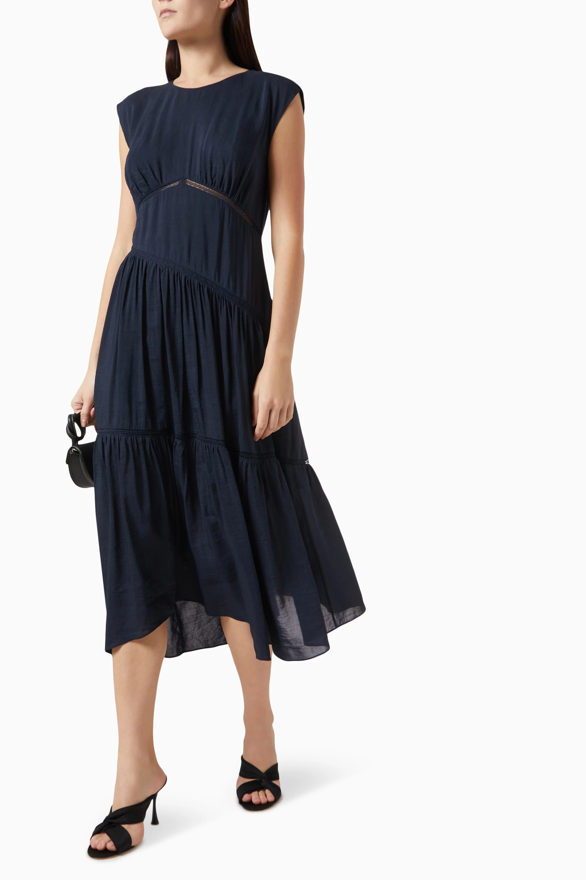 Buy Frame Blue Gathered Seam Lace Inset Midi Dress in Linen-blend For Women  Online | Ounass Saudi