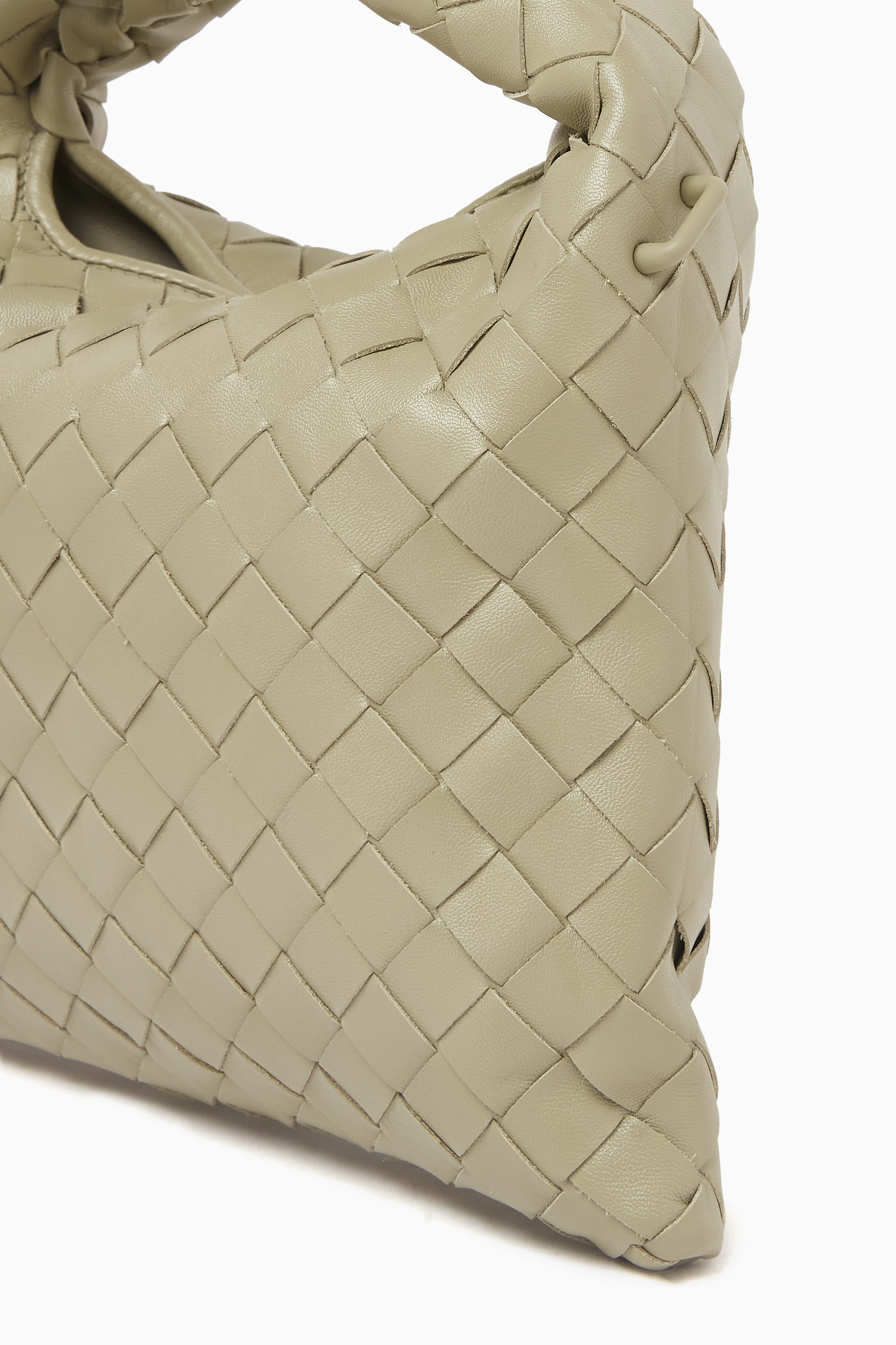 【BOTTEGA VENETA】INTRECCIATO CROSSBODY BAG Bottega Veneta // Black Leather Intrecciato Crossbody Bag