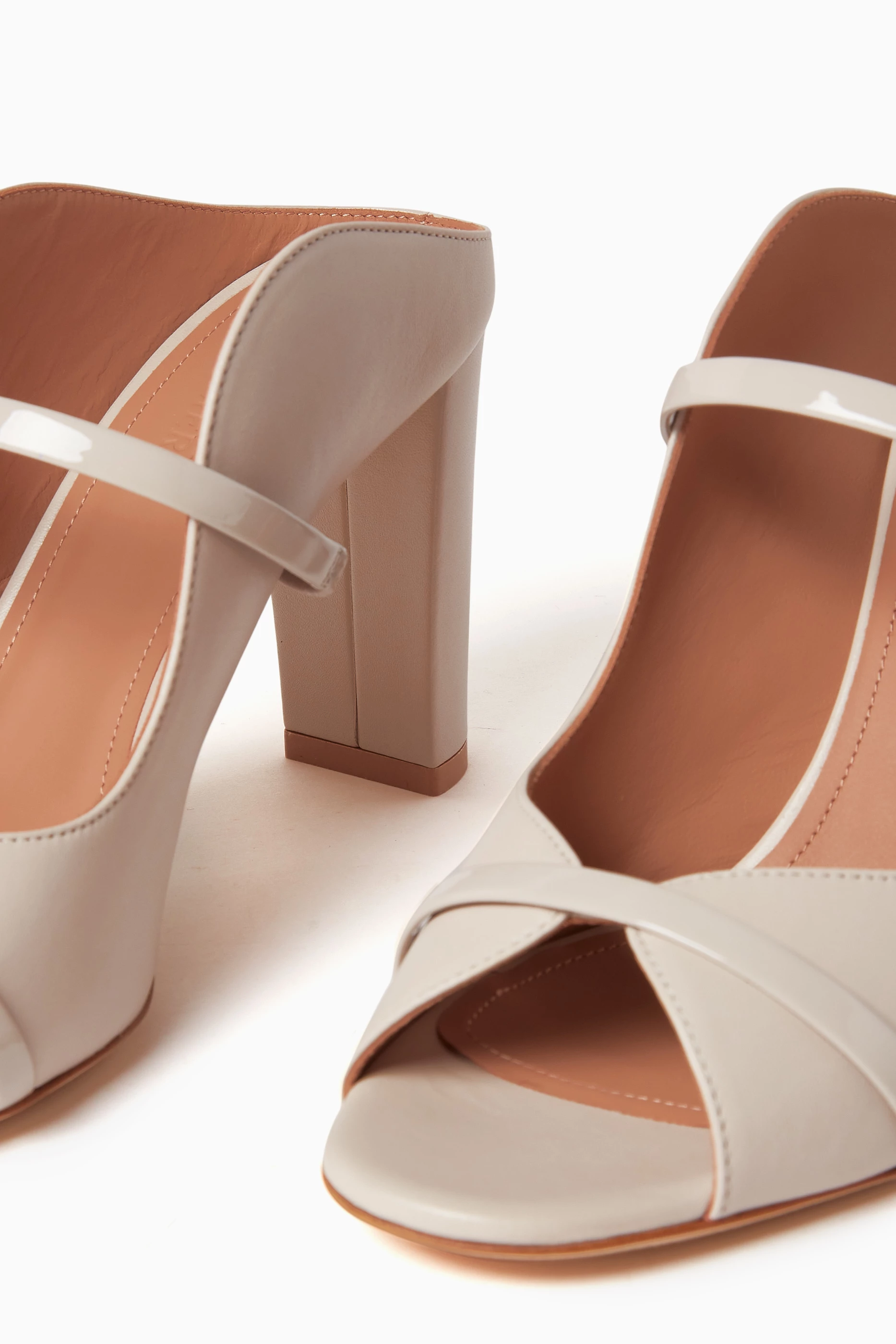 Malone souliers grey top