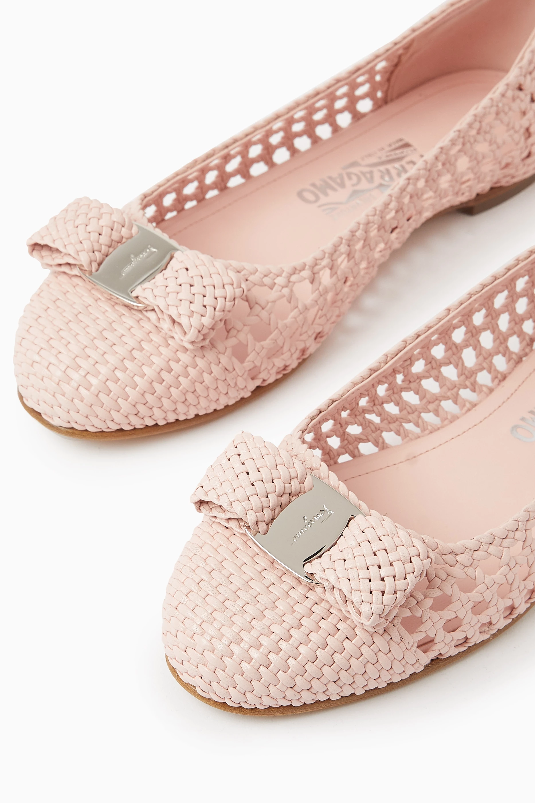 Buy Ferragamo Pink Varina Ballet Flats in Leather For Women Online