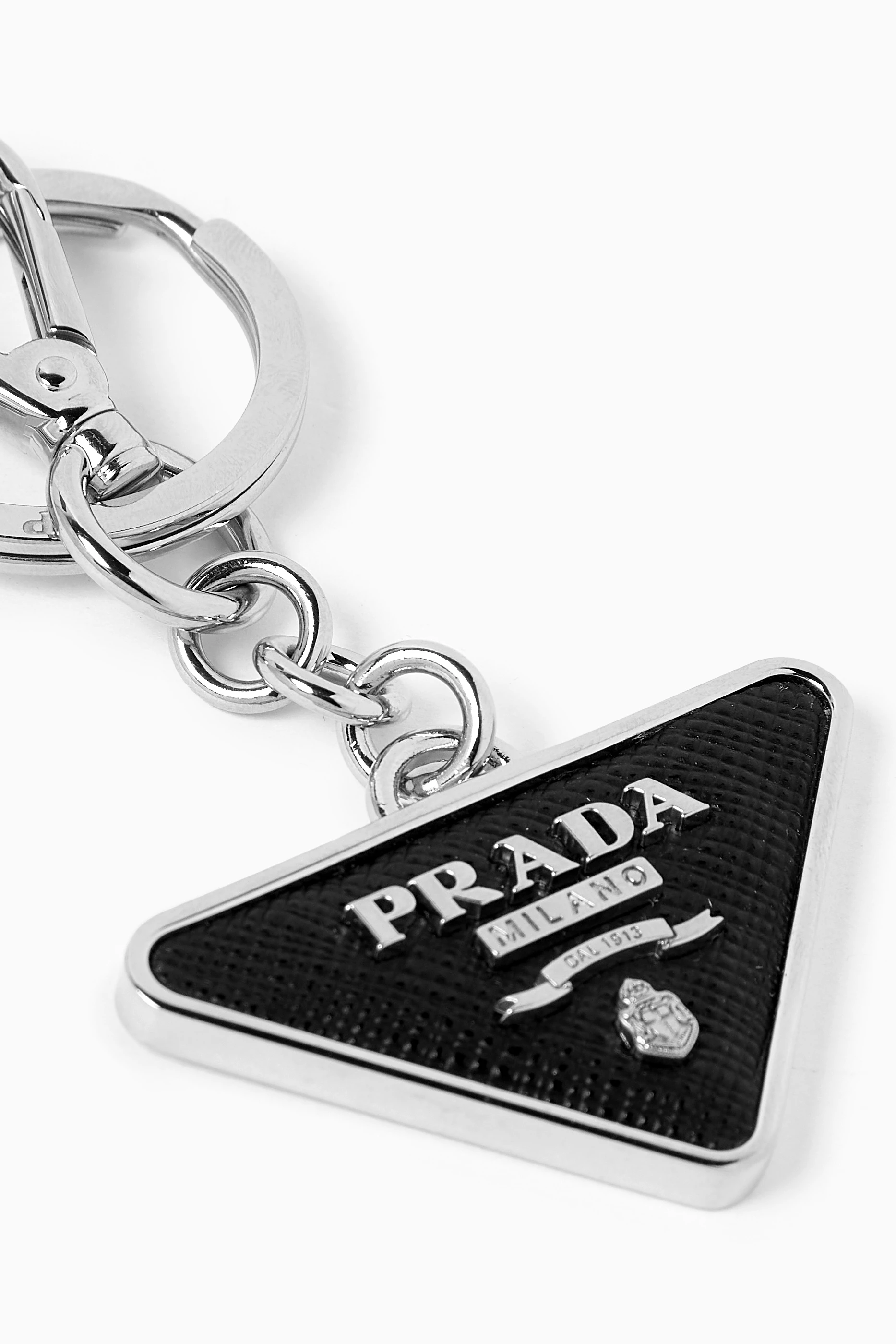 ★PRADA★ Black Triangle Logo Keyring Black 2PS05766AF0002 2 Prada triangle-logo Leather Keychain | Black | FARFETCH