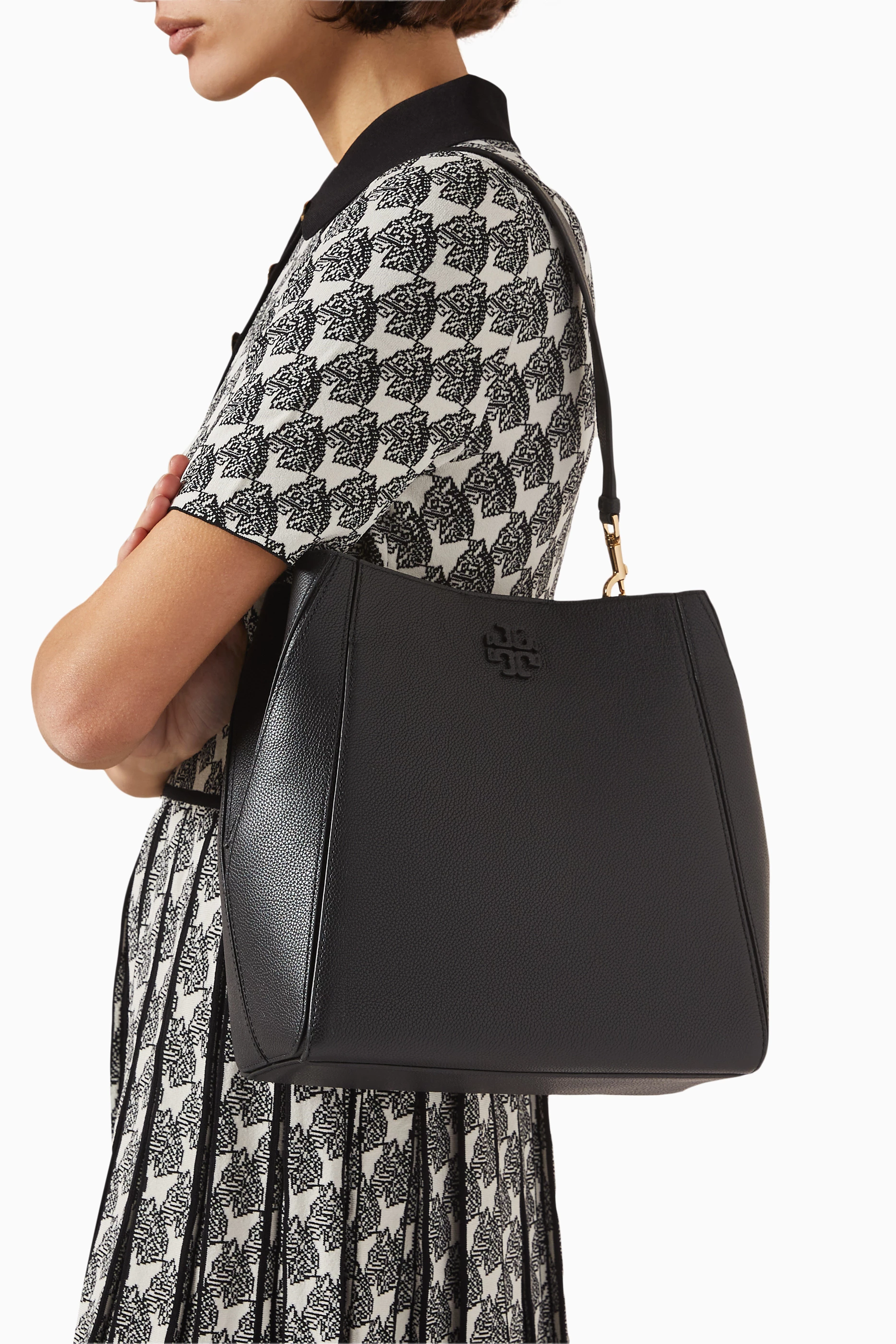 Buy Tory Burch Black McGraw Bucket Bag in Pebbled Leather For Women Online Ounass Saudi