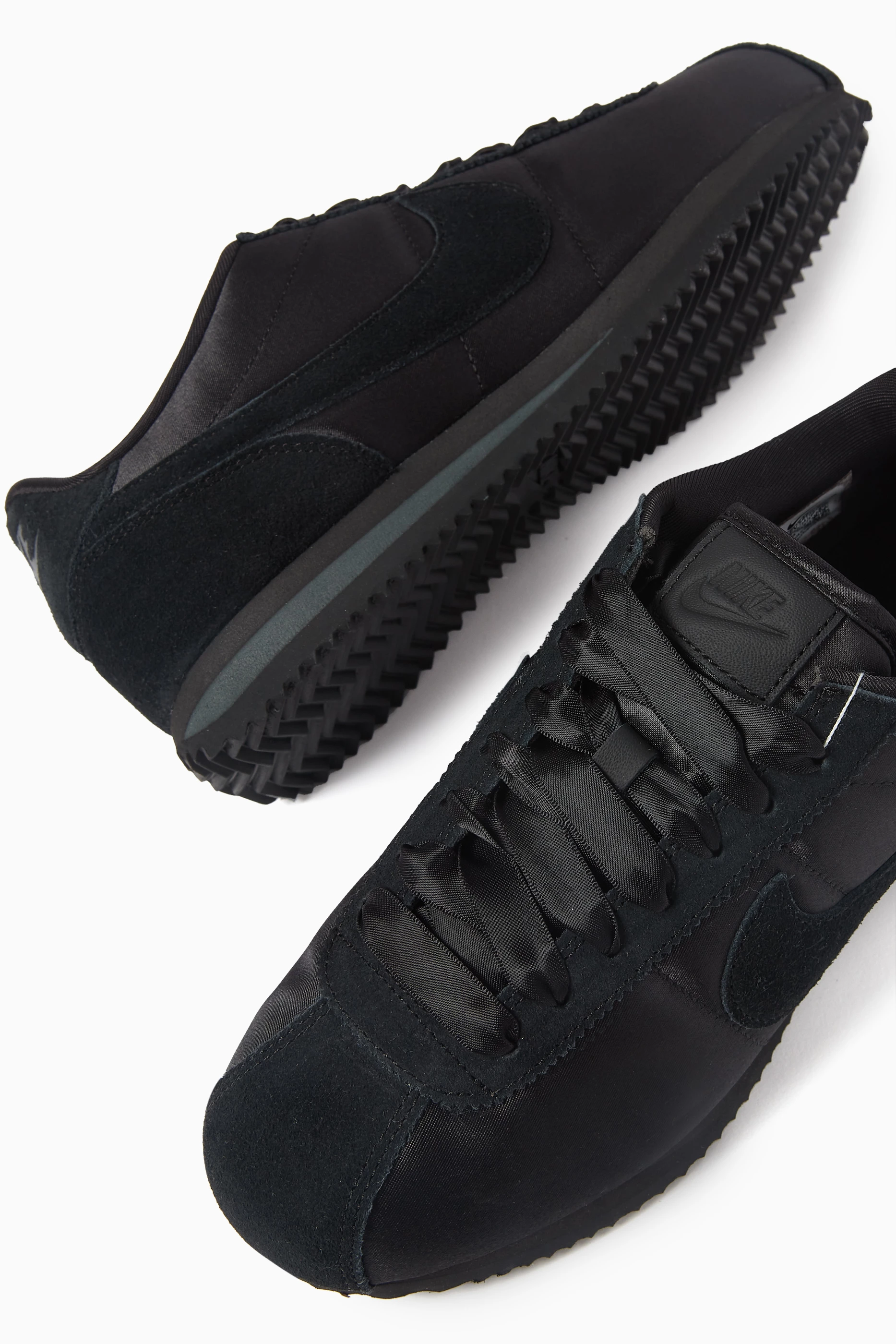 Nike cortez black suede shop