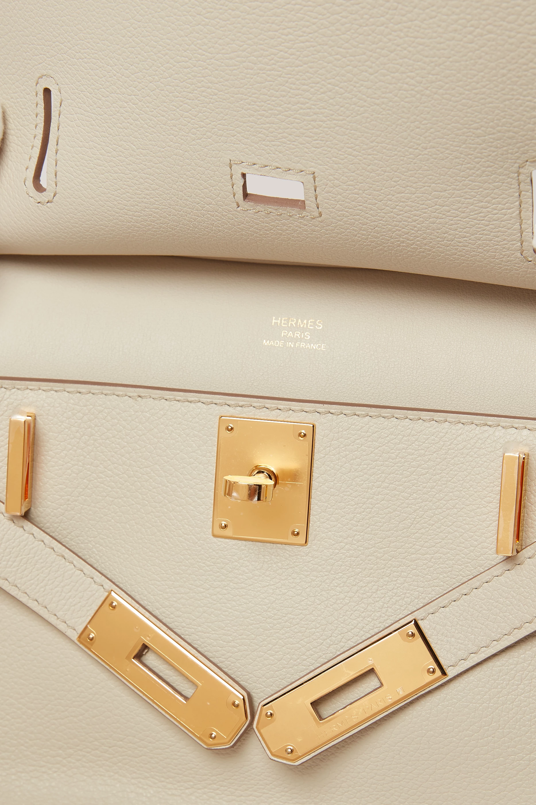 【値下げ】HERMES Salon des Guadalquivir 未使用 Unused ( Rank NS ) HERMÈS Kelly 25 Gris Perle (80) Swift