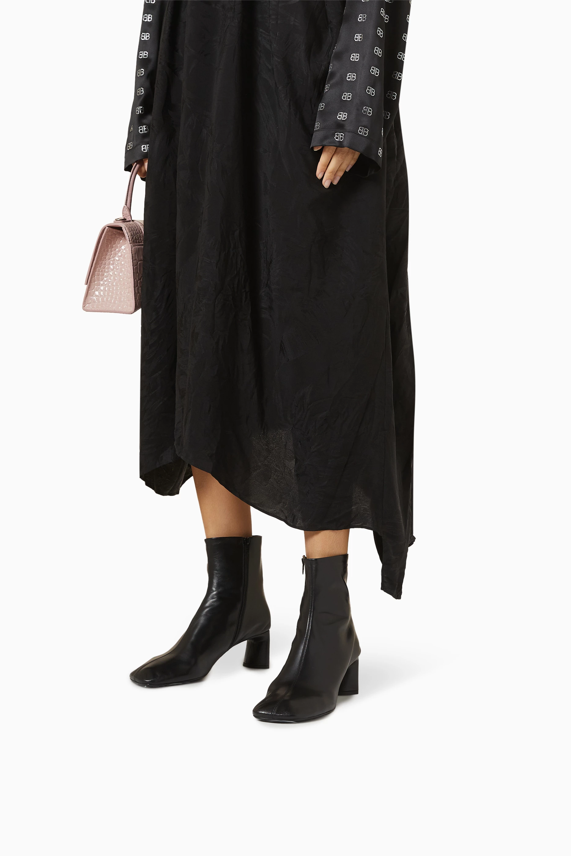 【関税＆送料込み】Balenciaga Dutyfree Ankle Boots Balenciaga Dutyfree Bootie M060 Sheepskin | Neiman Marcus