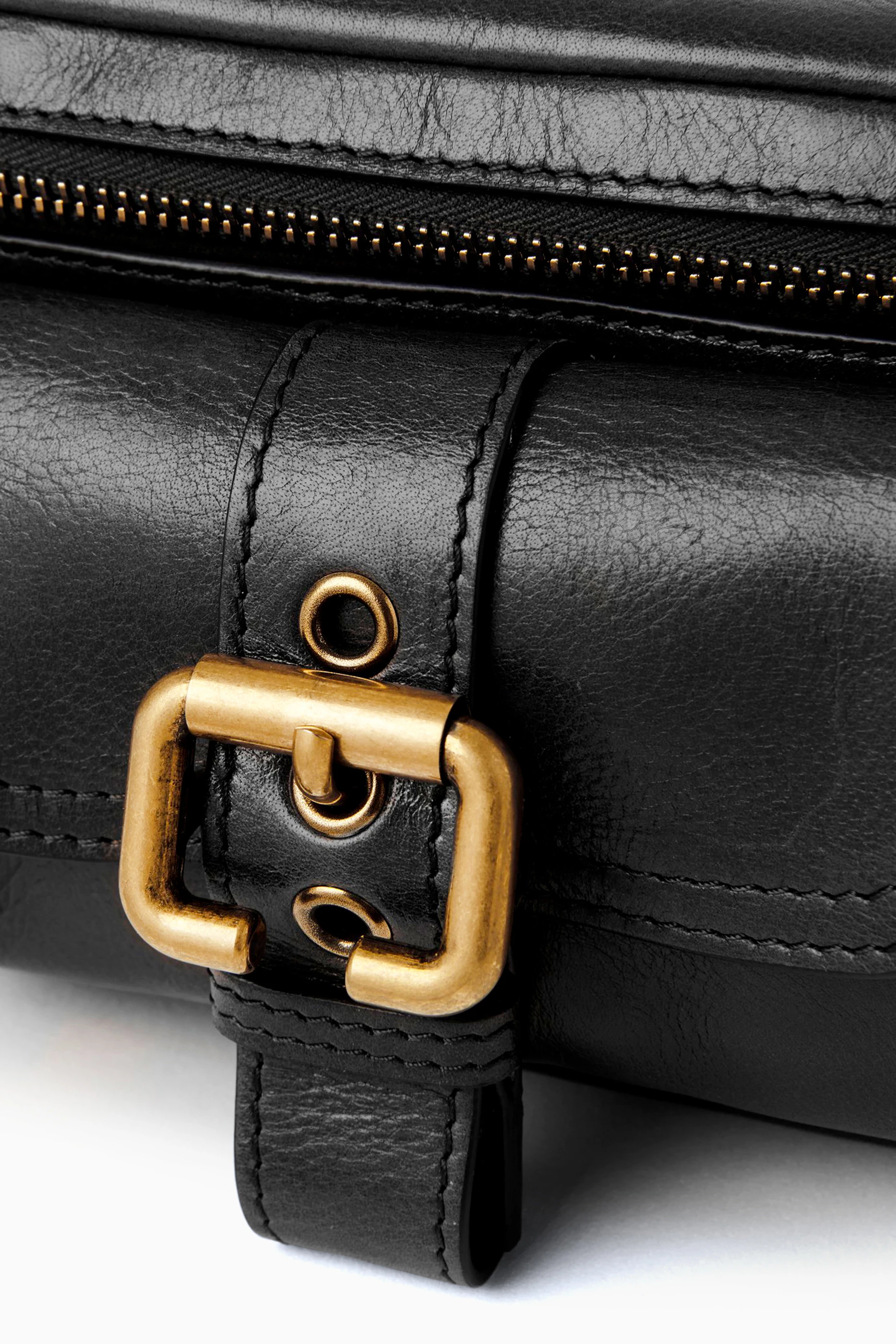 Buy Chloé Black Small Camera Bag in Leather For Women Online