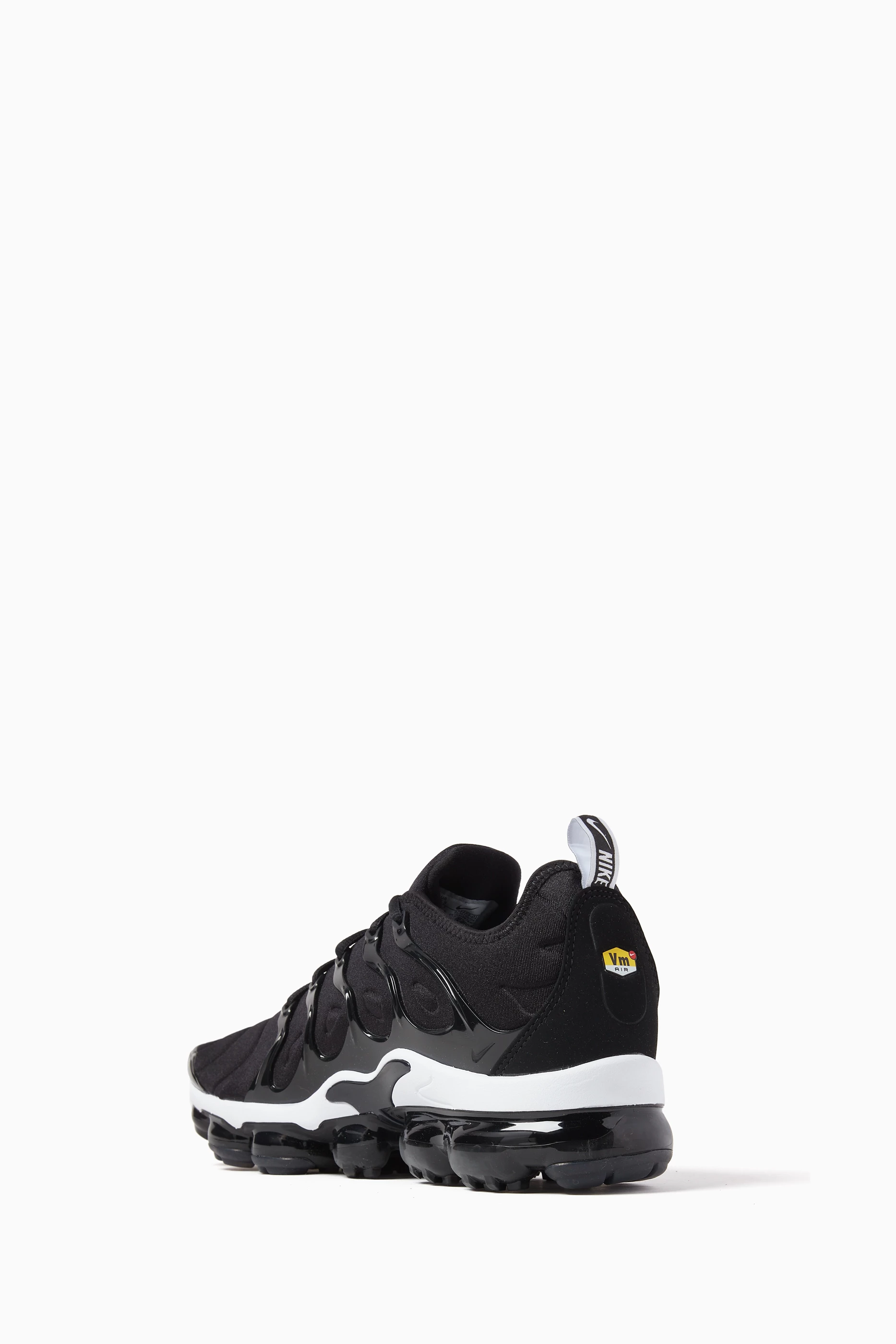 Vm plus black and white clearance