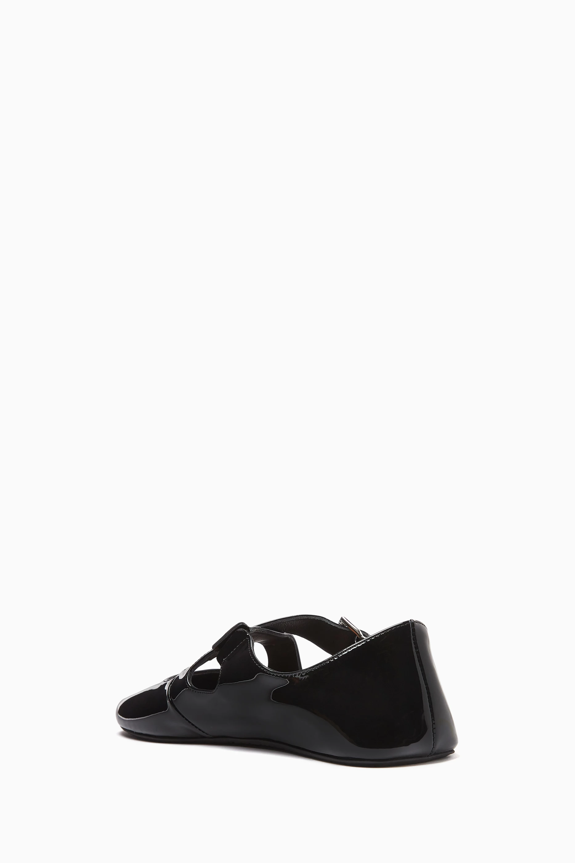Buy Alaïa Black Criss-cross Ballet Flats in Patent Leather