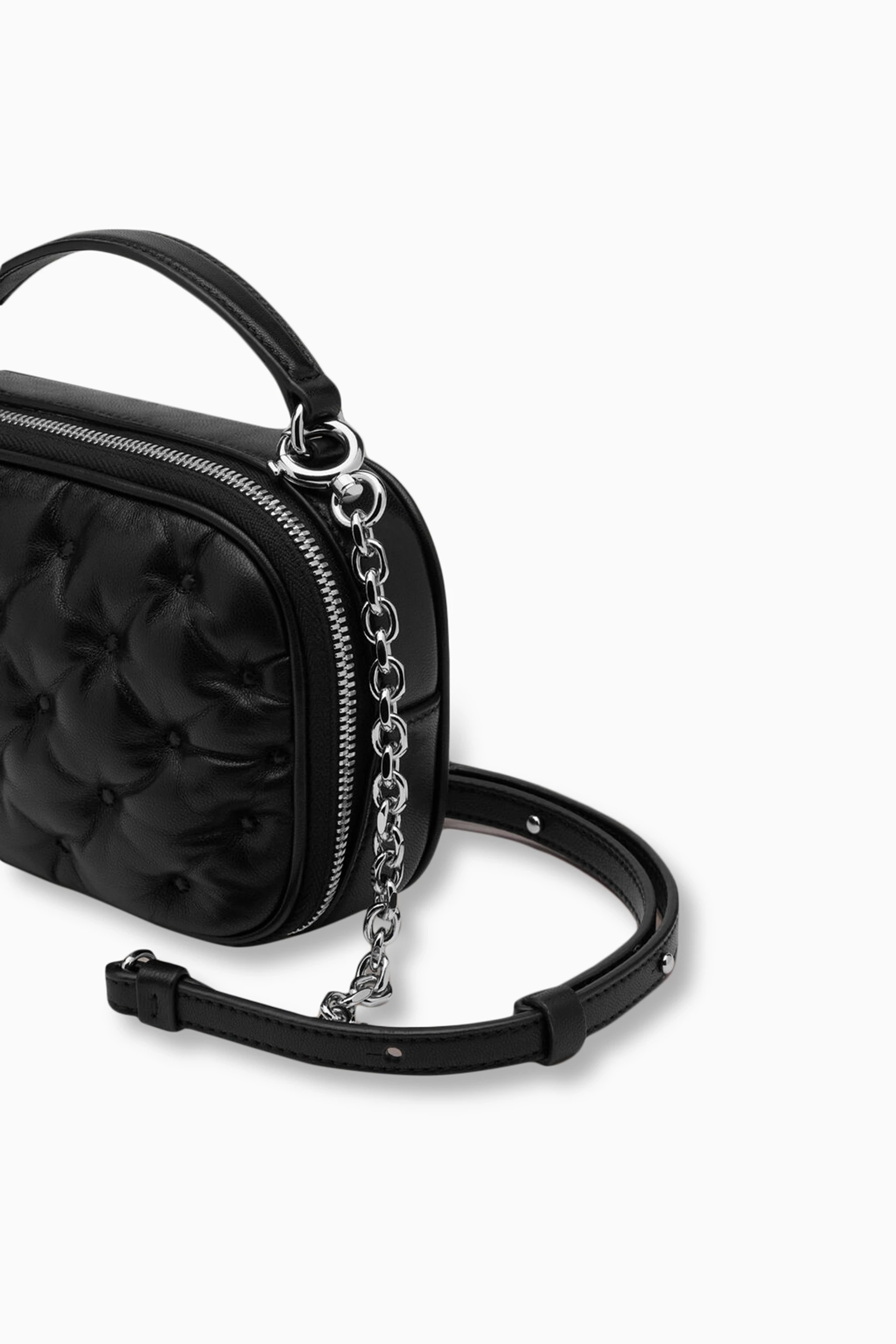 バッグ・カバンその他 MAISON MARGIELA Mini glam slam bag in capitonne nappa Buy Maison Margiela Black Mini Glam Slam Camera Belt Bag in