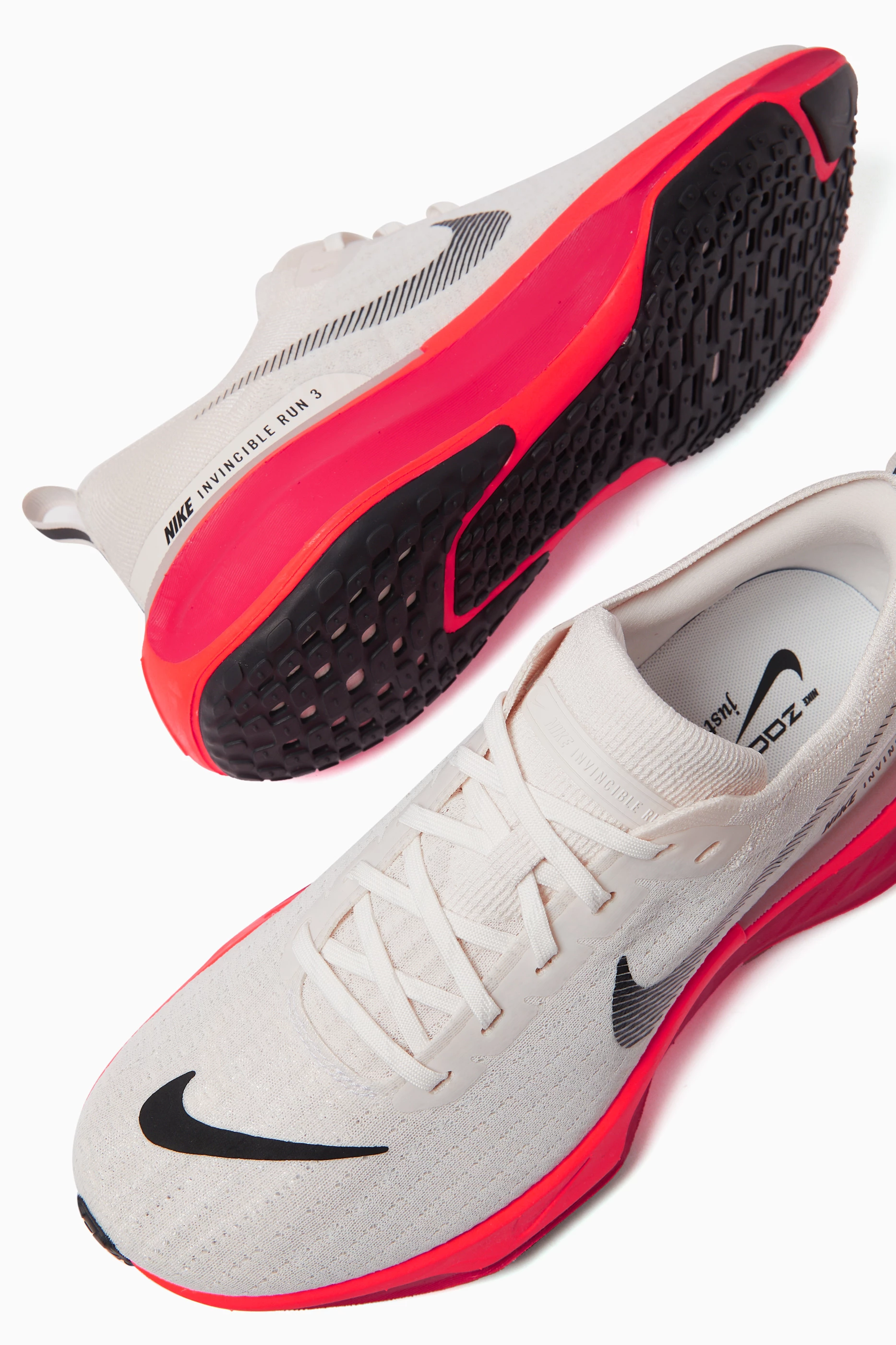 Buy Nike Running Neutral ZoomX Invincible 3 Sneakers in Flyknit For Men Online Ounass Saudi