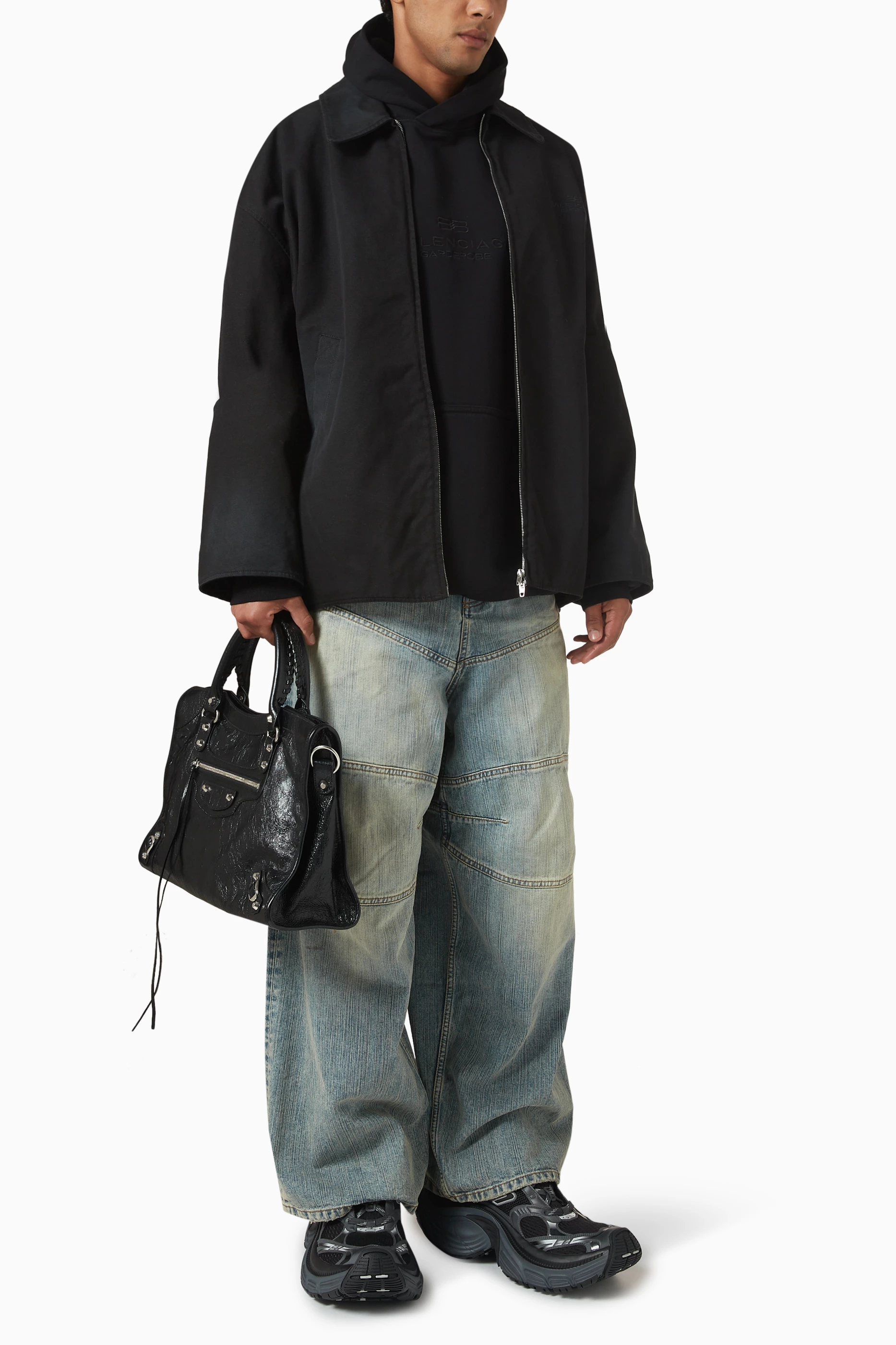 218120910_black_fr.jpg?ts= 