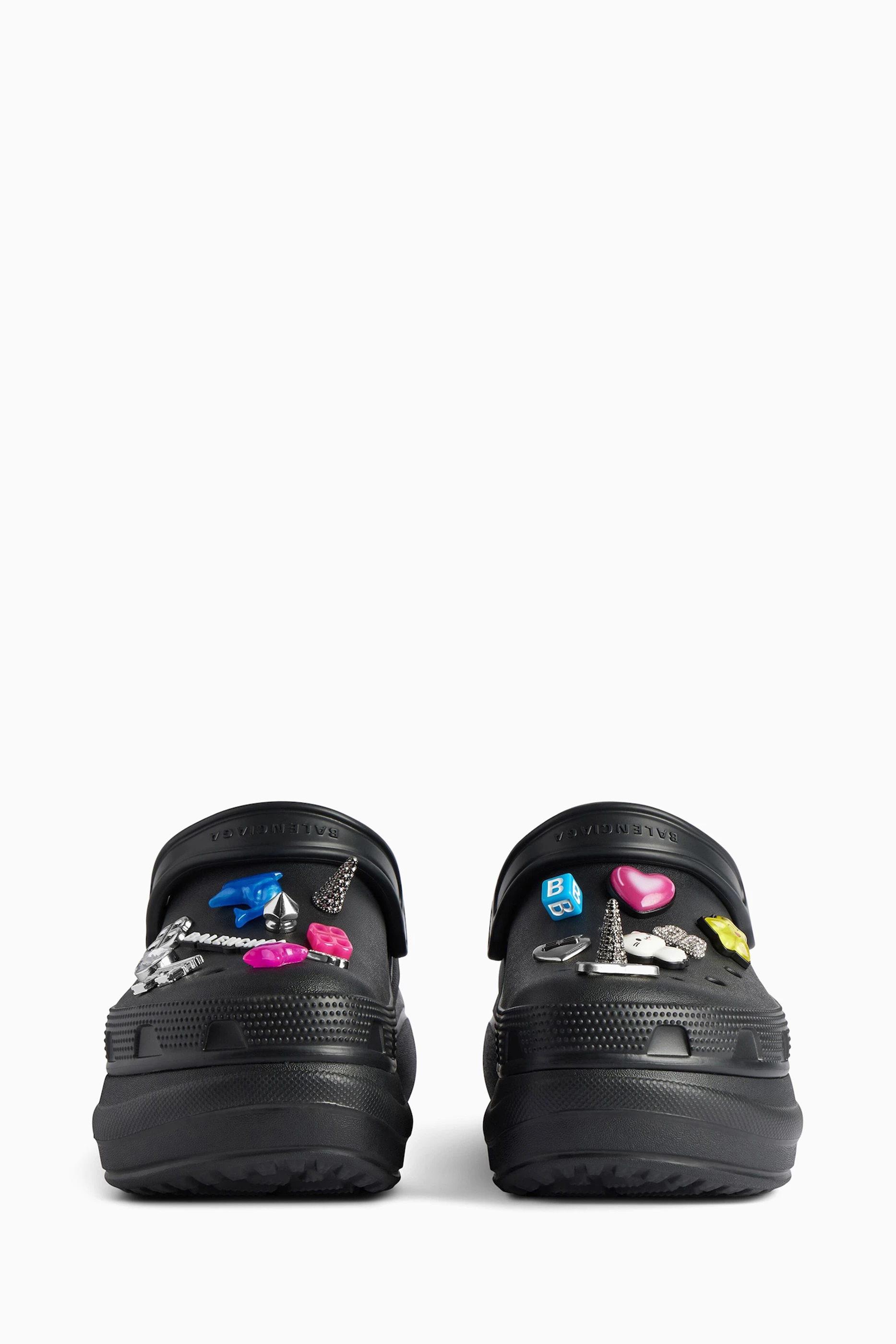 BALENCIAGA ブラック ウィメンズ Crocs トング Jibbitz Women's Crocs™ Mule Jibbitz™ in Black | Balenciaga US