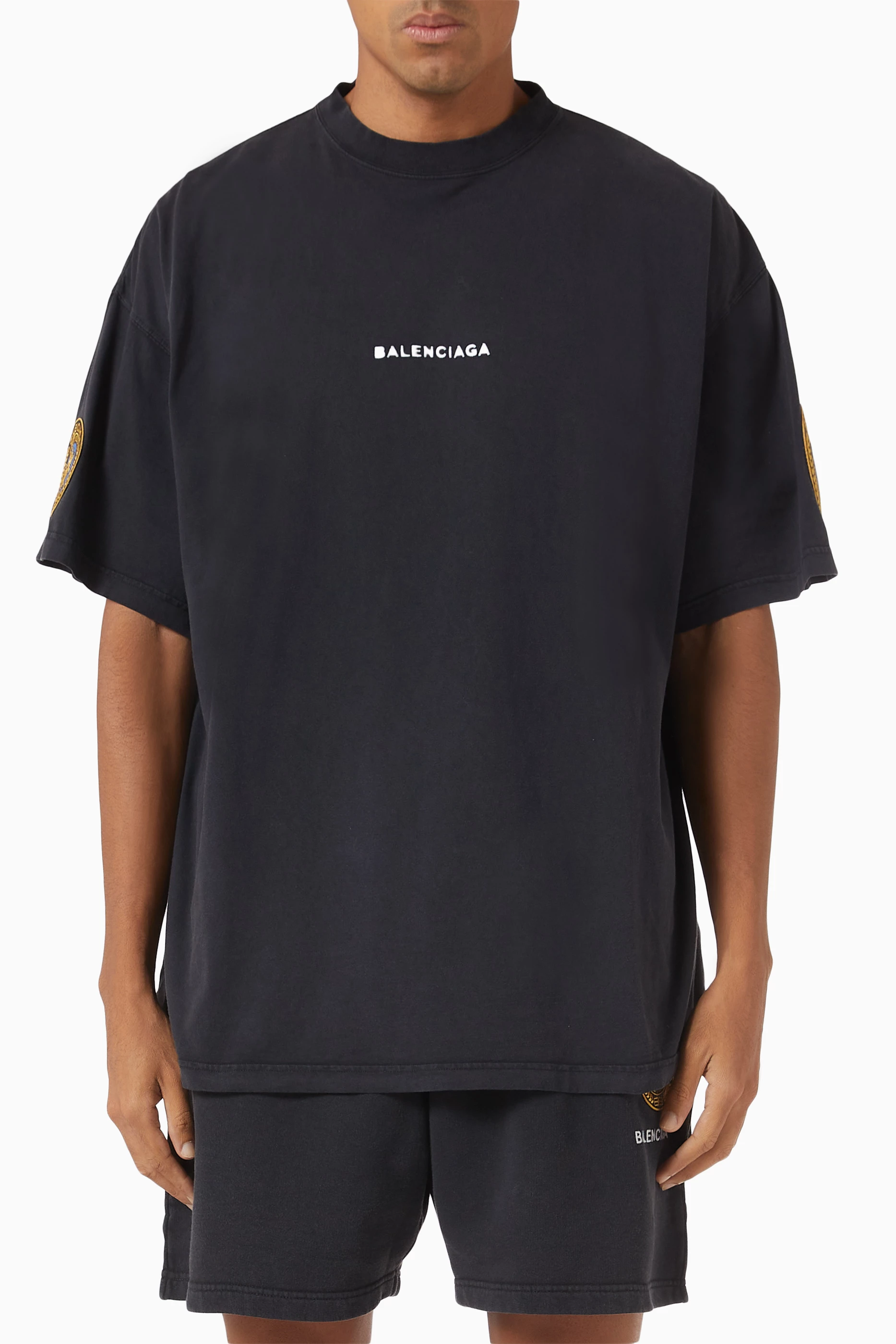 Tシャツ・カットソー Balenciaga Faded Black Dry Fleece Uniform Merch T-Shirt Men's Uniform Merch Oversized T-shirt in Black Faded