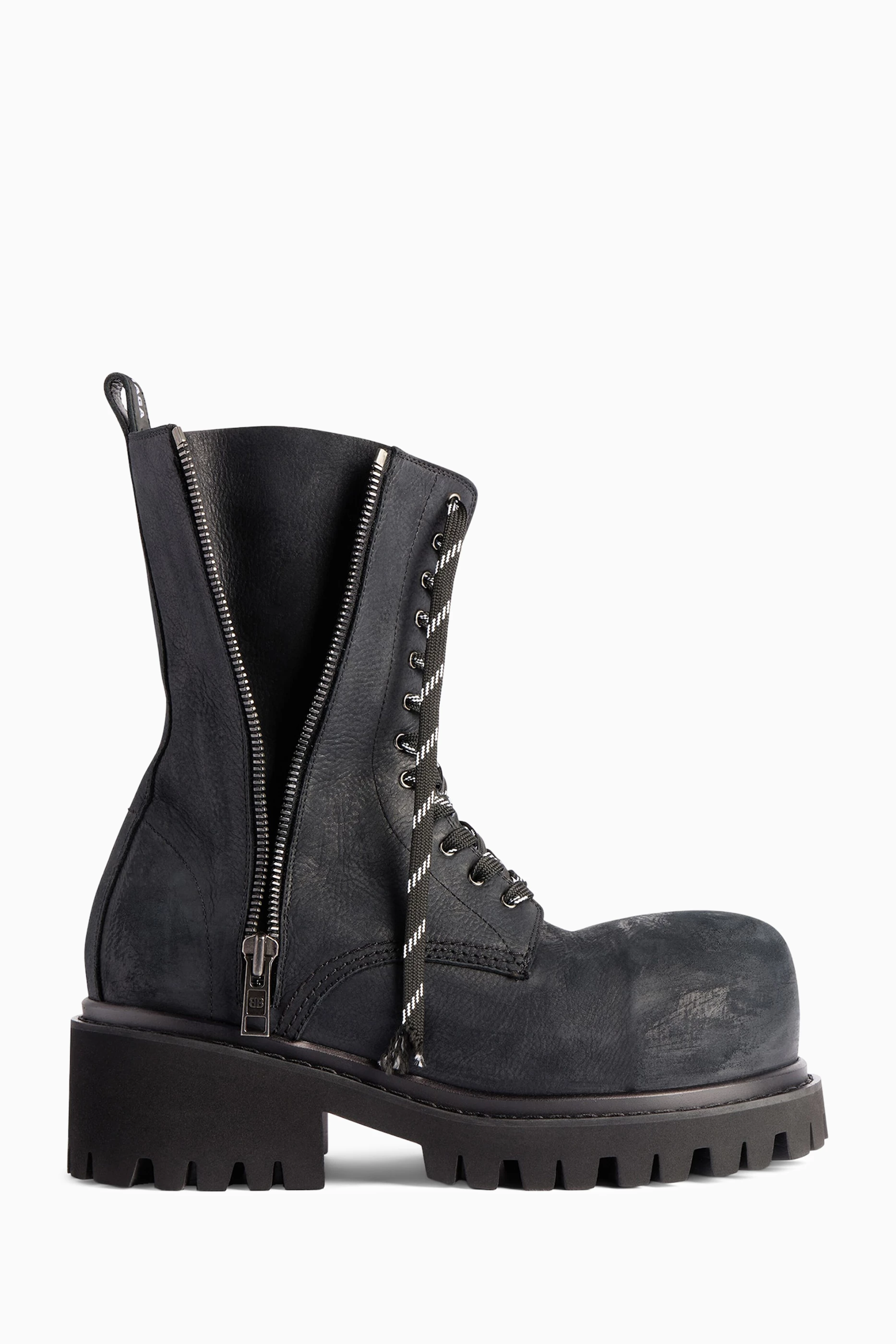 Buy Balenciaga Black Stomper Zipped Boots in Leather For Men