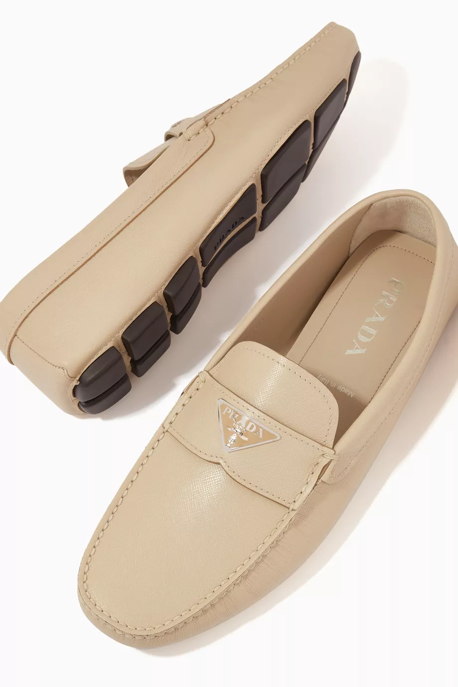 【送料&関税込】Prada Beige Nappa Leather Loafers Prada Leather slip-on loafers for Men - Cream in UAE | Level