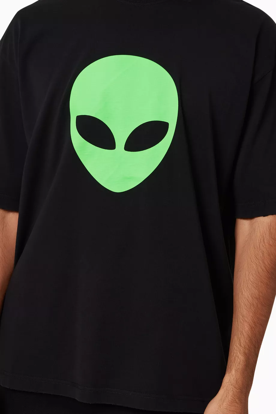 Buy Balenciaga Black Alien Medium Fit T-shirt in Vintage Jersey