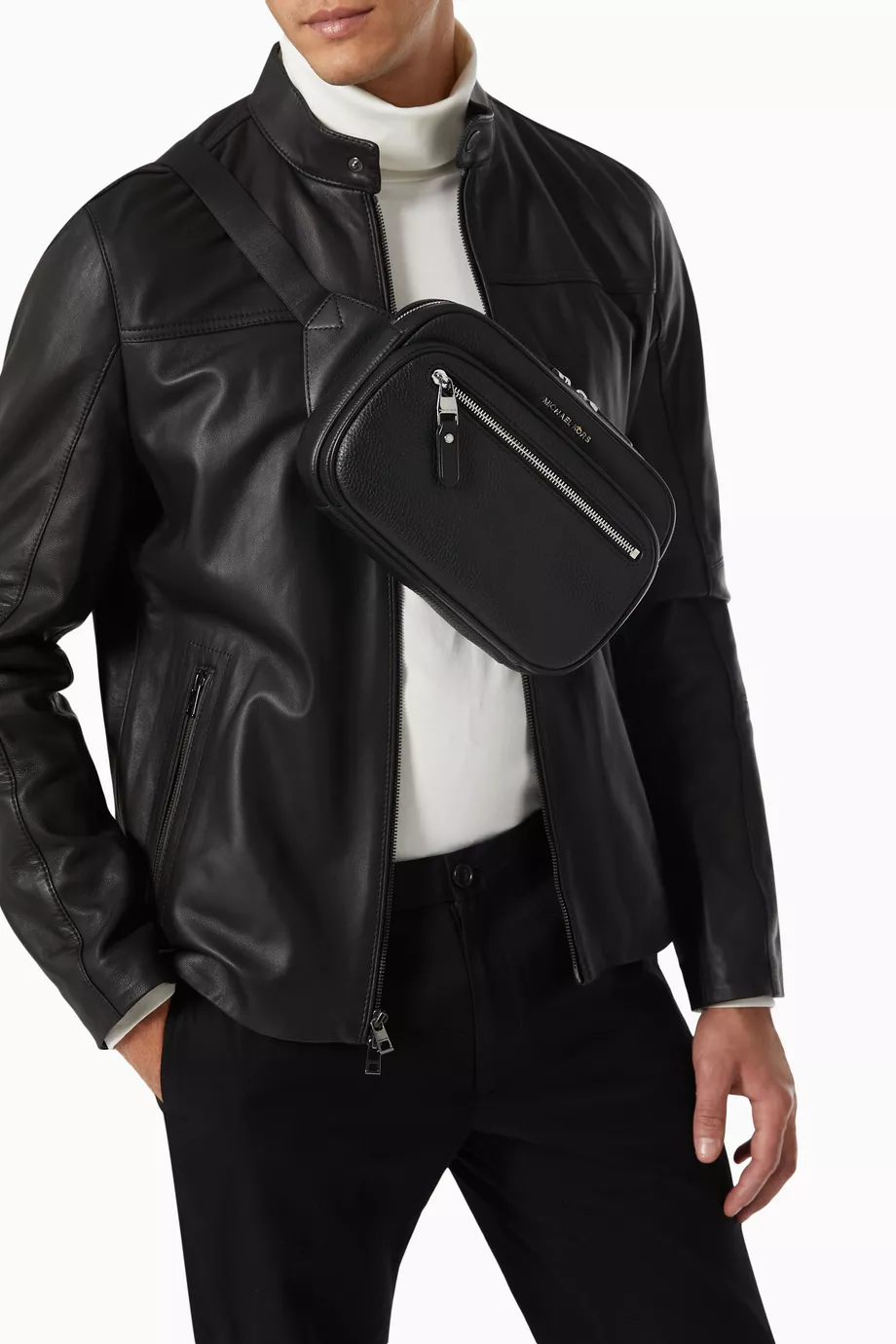 Buy Michael Kors Black Commuter Belt Bag in Leather For Men Online Ounass Saudi