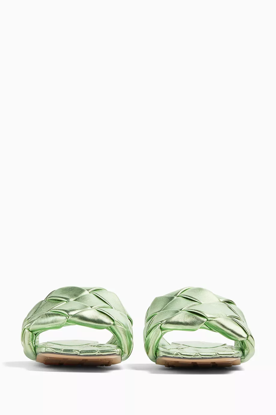 BOTTEGA VENETA Lido Sandal グリーン Buy Bottega Veneta Green Lido Flat Sandals in Metallic Intrecciato