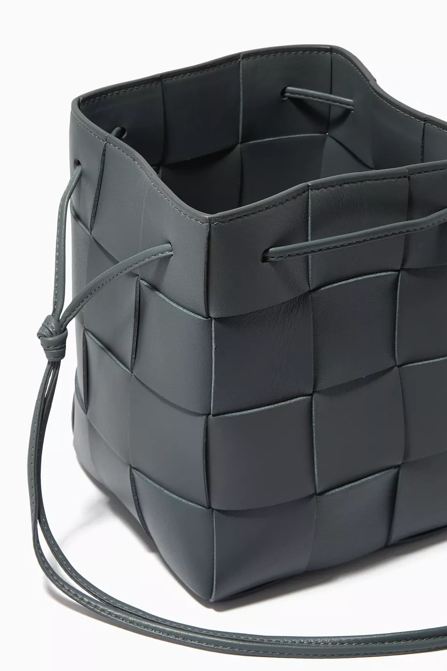 【BOTTEGA VENETA】Mini Cassette Bucket Bag Agate Gray Bottega Veneta Small Cassette Bucket Bag in Agate Grey