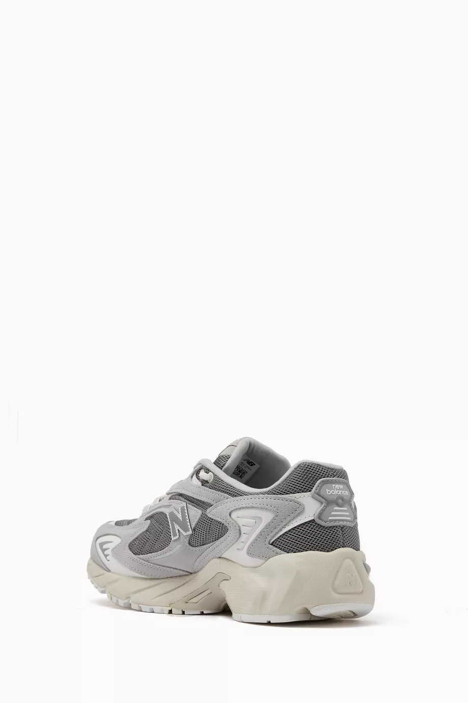 Buy New Balance Neutral 725 Warped Unisex Low-top Sneakers in Textile Mesh  For Women Online | Ounass Saudi