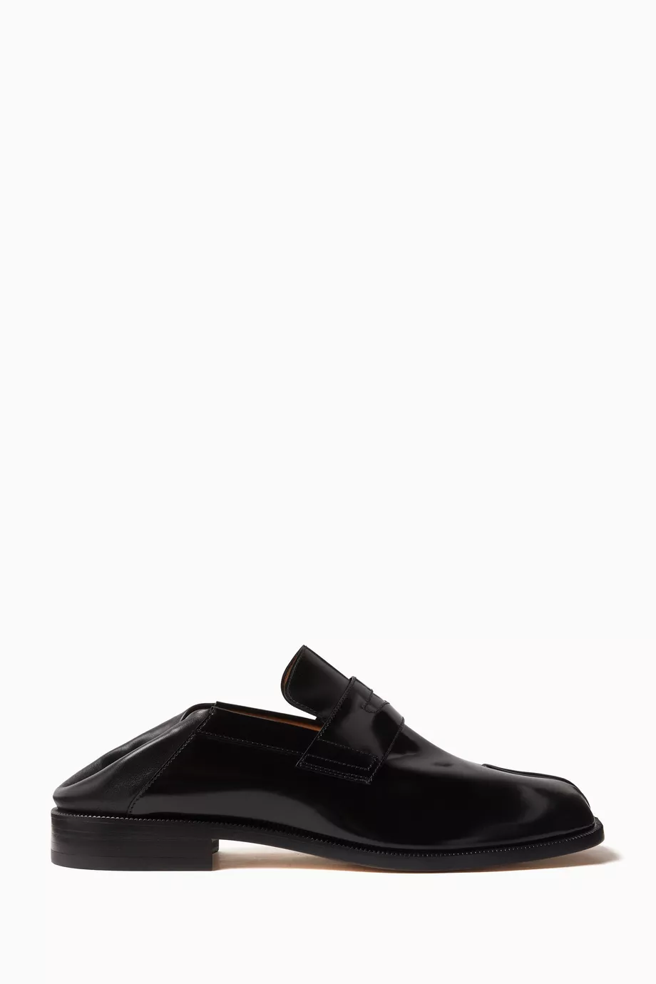 Buy Maison Margiela Black Tabi Split Toe Loafers in Patent Leather For Men Online Ounass Saudi