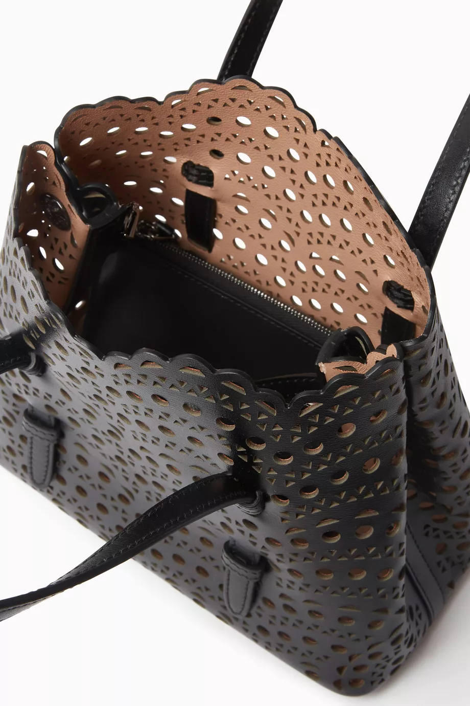 関税送料込み☆ ALAIA MINA 20 レザーバッグ black totebag Mina 20 embellished leather tote bag in black - Alaia