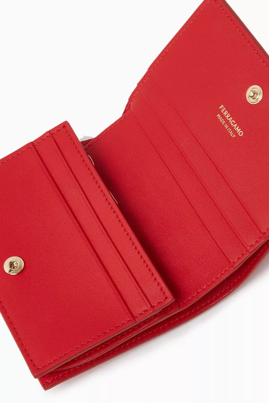 Ferragamo red wallet shop