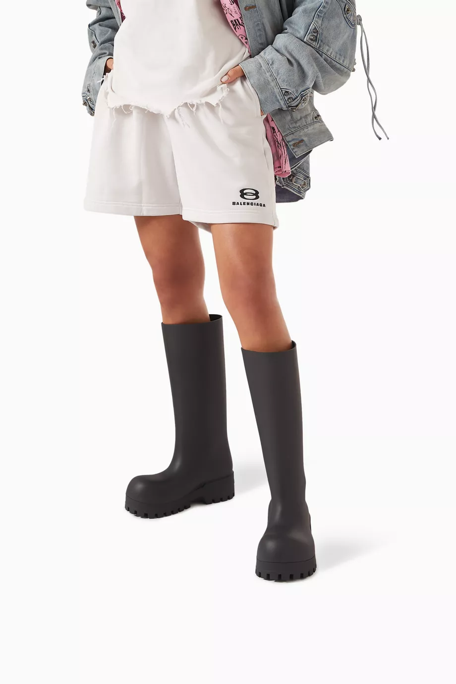 Buy Balenciaga Black Bulldozer Rainboots in Rubber For Women