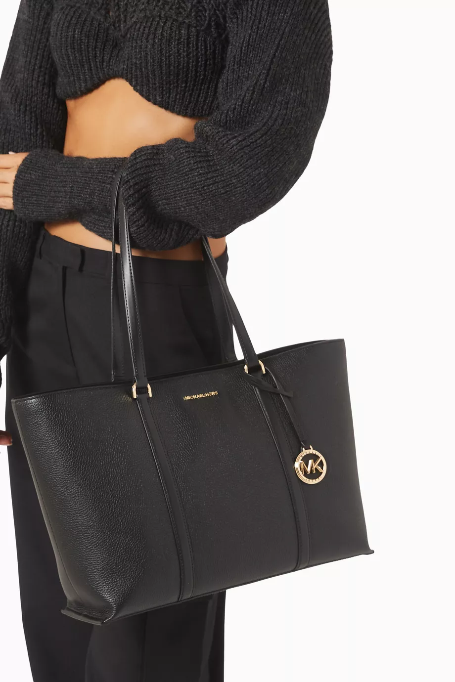 Buy Michael Kors Black Large Temple Tote Bag in Leather For Women