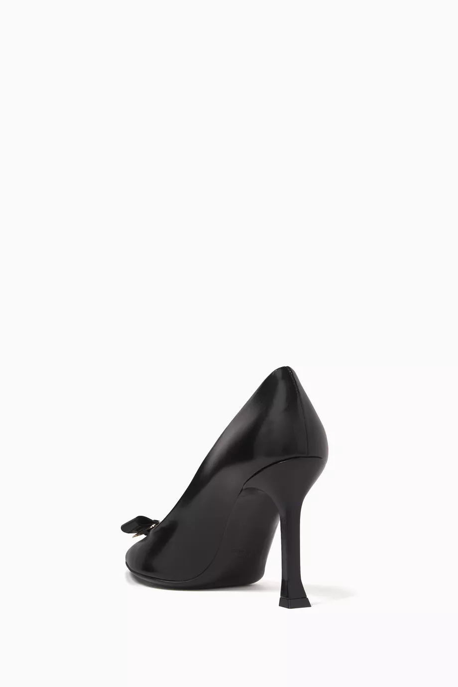 Buy Ferragamo Black Zelma 85 Pumps in Leather For Women Online