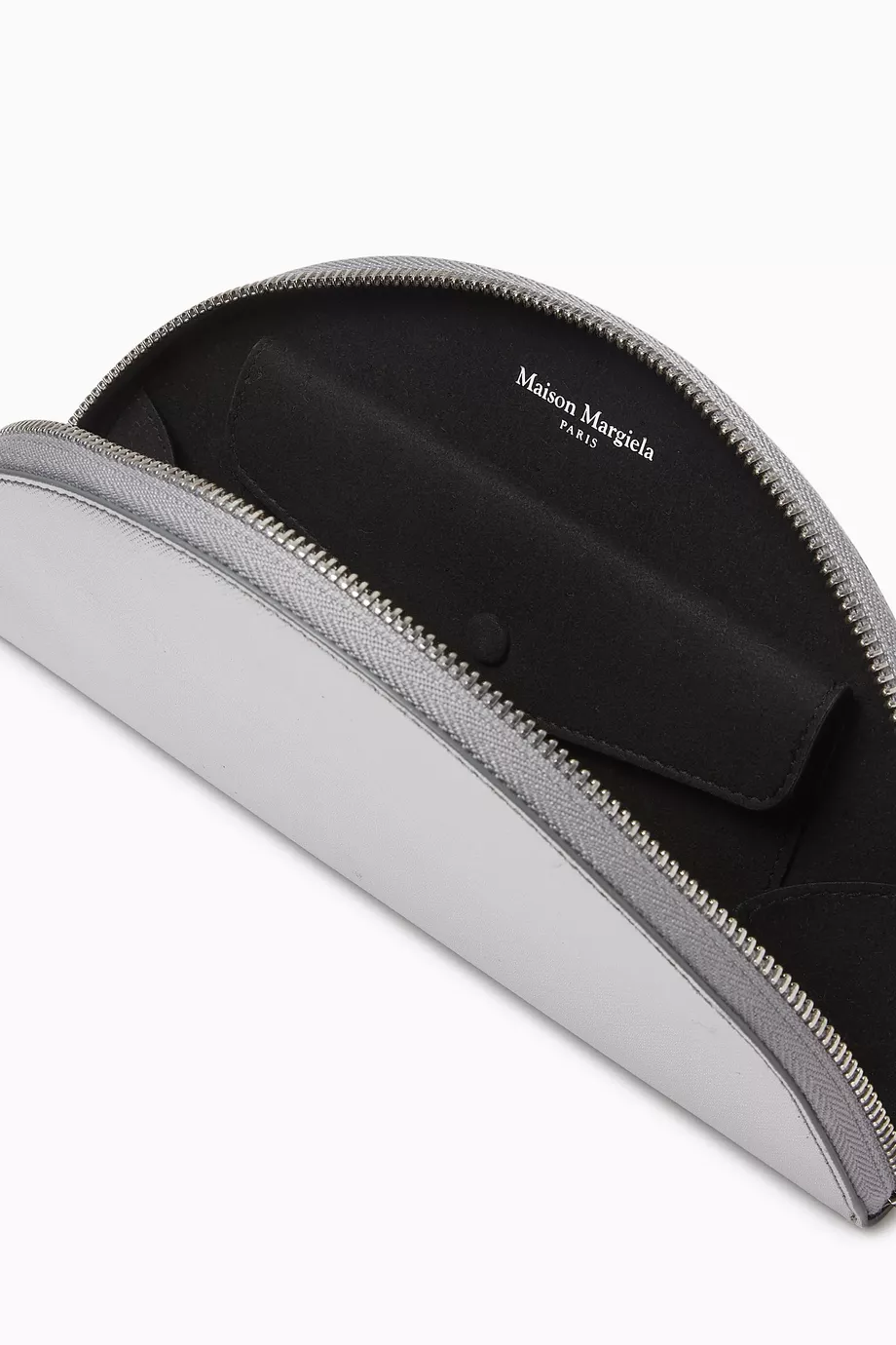 クラッチバッグ Maison Margiela Halfmoon Micro Pouch In Black Saffiano Maison Margiela Halfmoon Micro Pouch In Black Saffiano