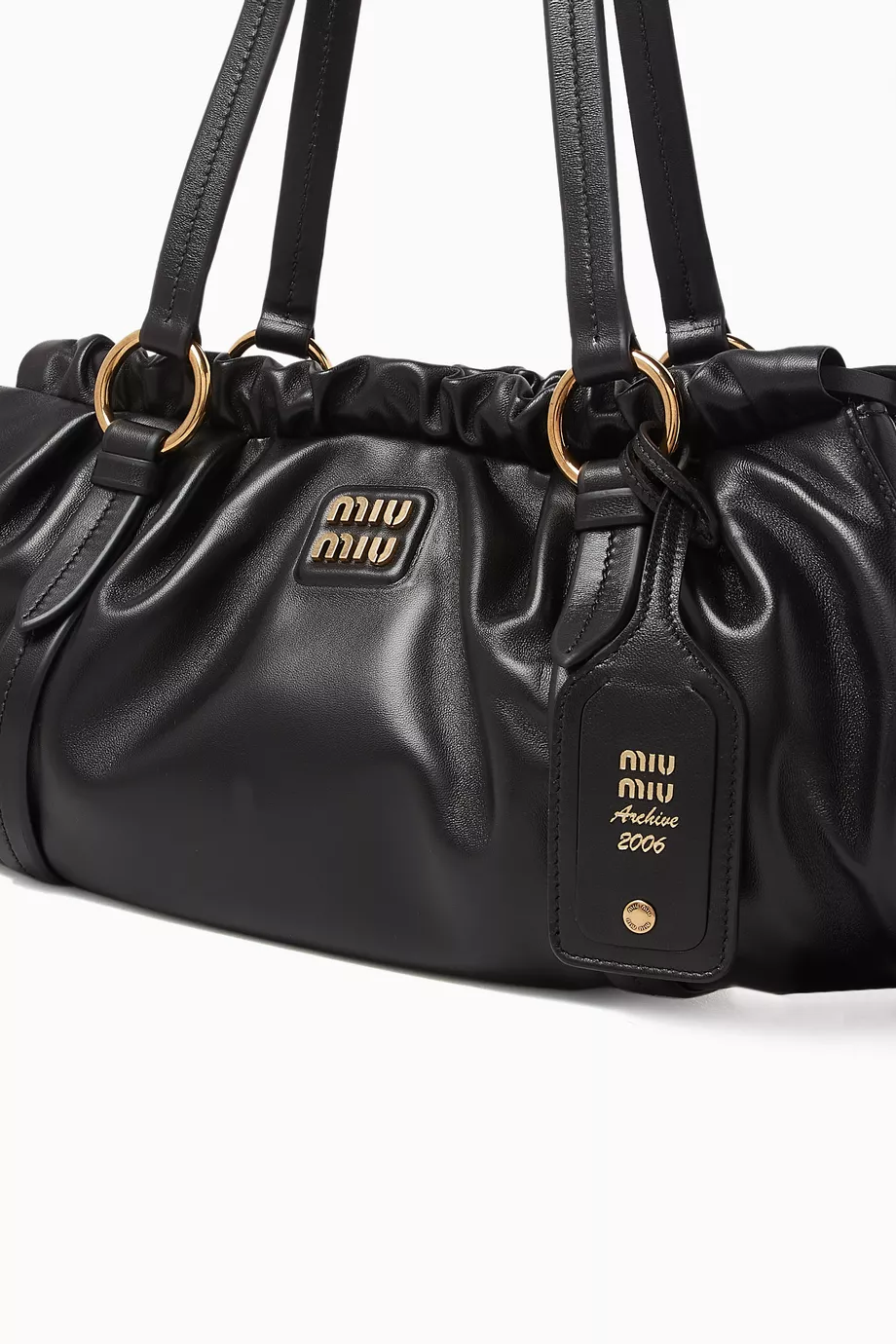 【関税&送料込】Miu Miu Borsa Buy Miu Miu Black Medium Joie Shoulder Bag in Leather For