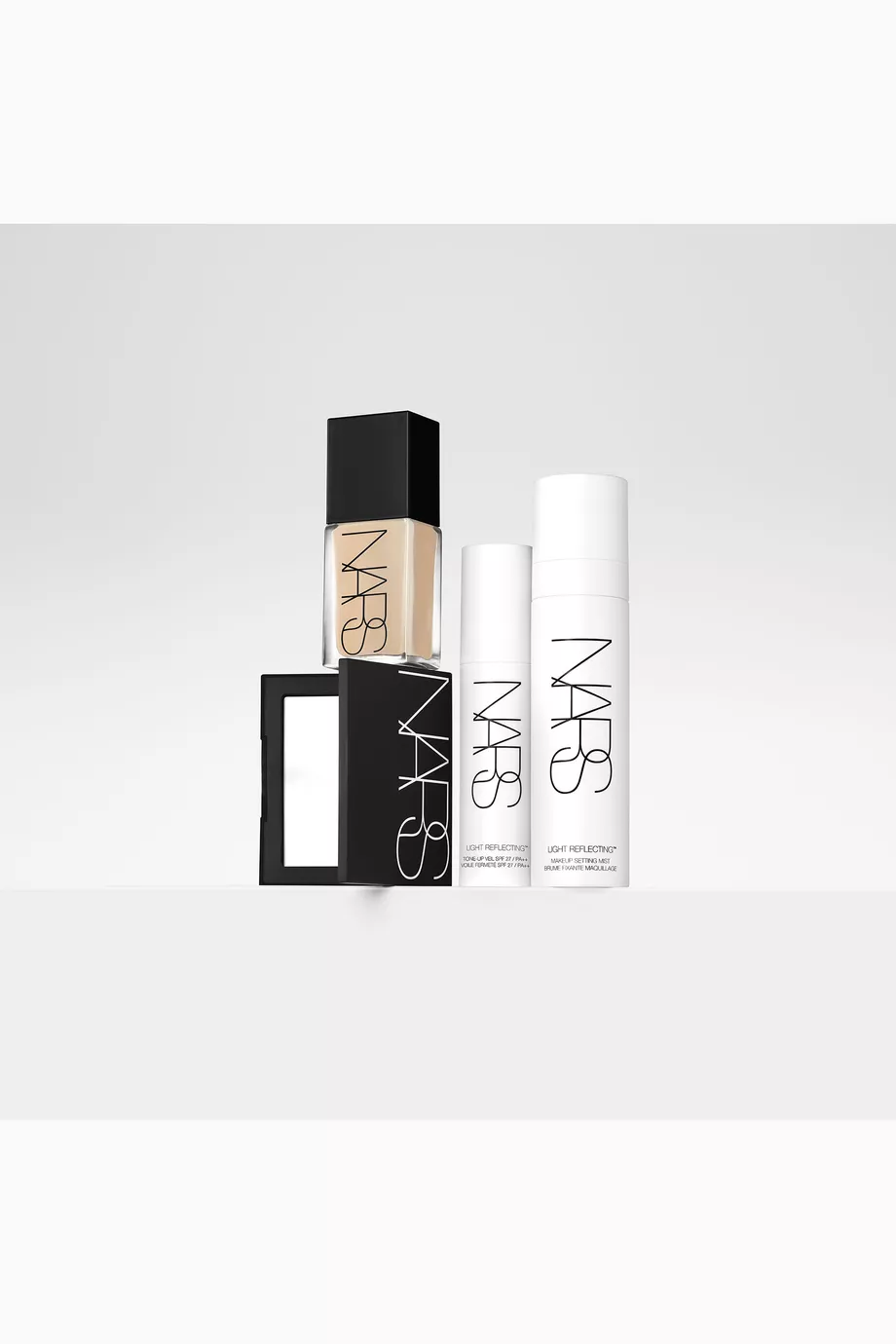 LIGHT REFLECTING HYDRATING PRIMER