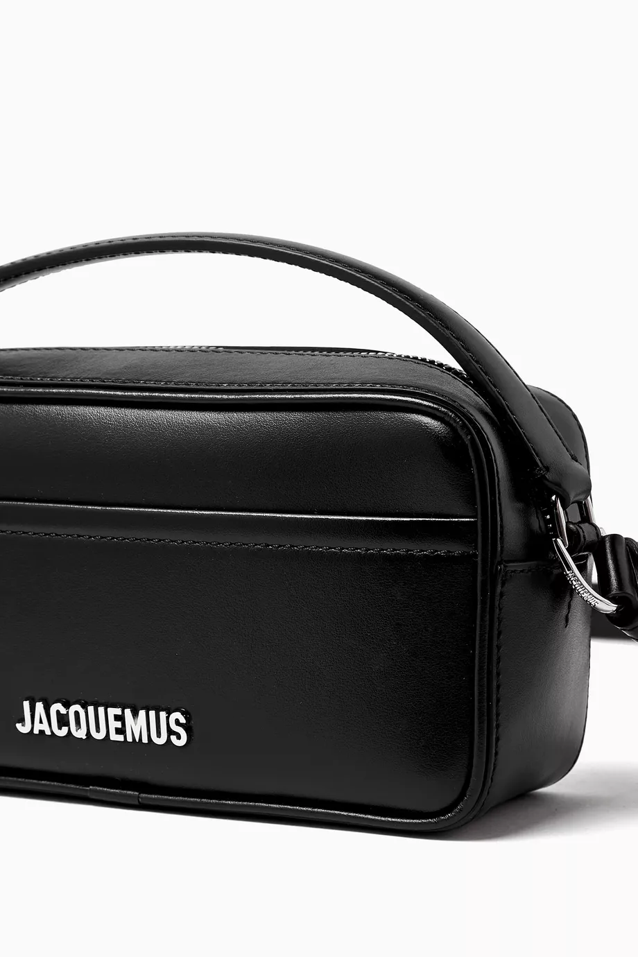 【関税＆送料込み】Jacquemus Le Baneto Camera Bag Jacquemus - Le Baneto Crossbody Bag | HBX - Globally Curated