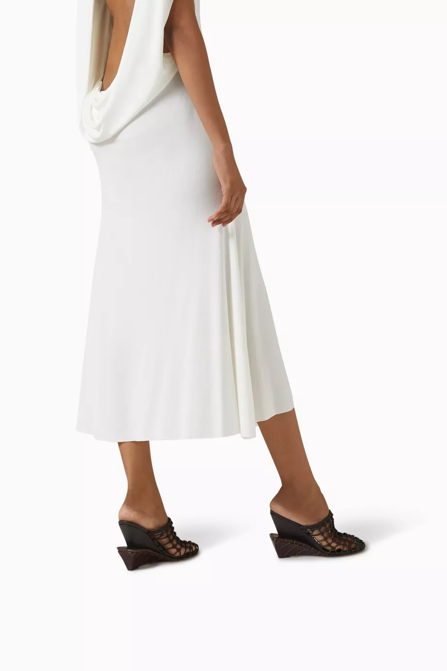 JACQUEMUS◆Double 110 ウーヴンレザーウェッジミュール Double 110 woven leather wedge mules in white - Jacquemus