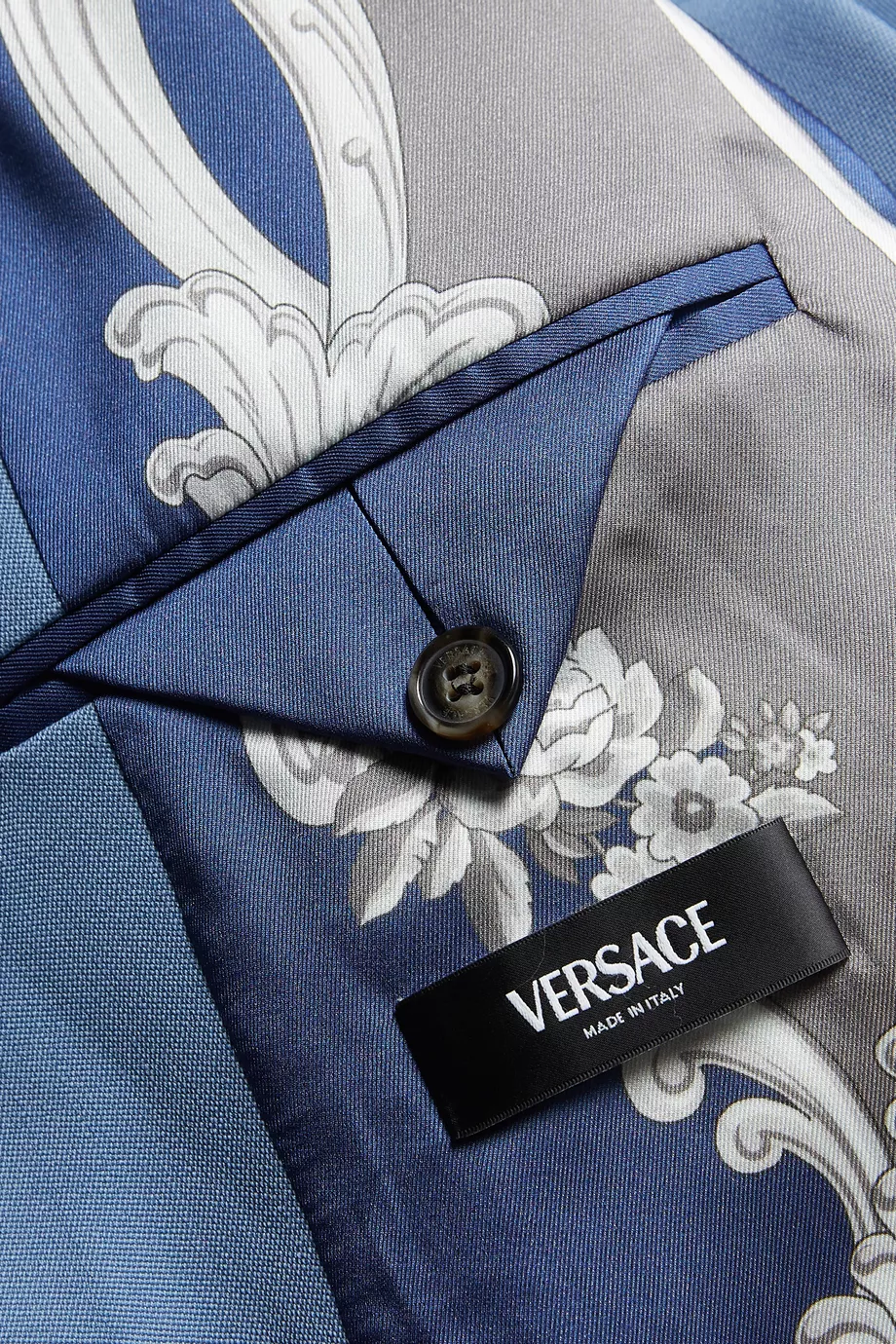 【関税&送料込】Versace Blue Stretch Wool Blazer Wool Single-Breasted DV Blazer Blue | VERSACE